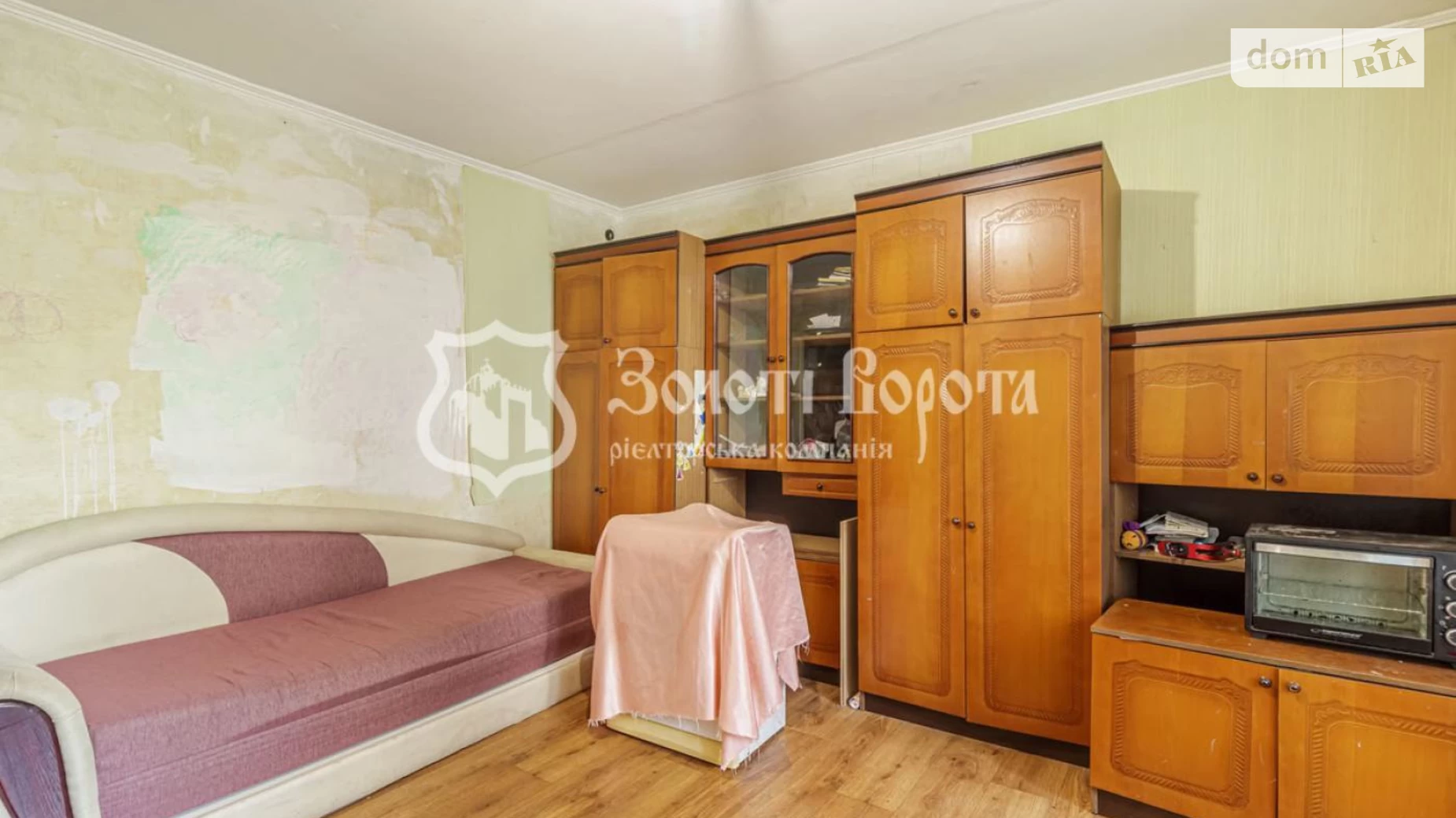Продается 1-комнатная квартира 28 кв. м в Киеве, ул. Петропавловская, 13/8 - фото 2