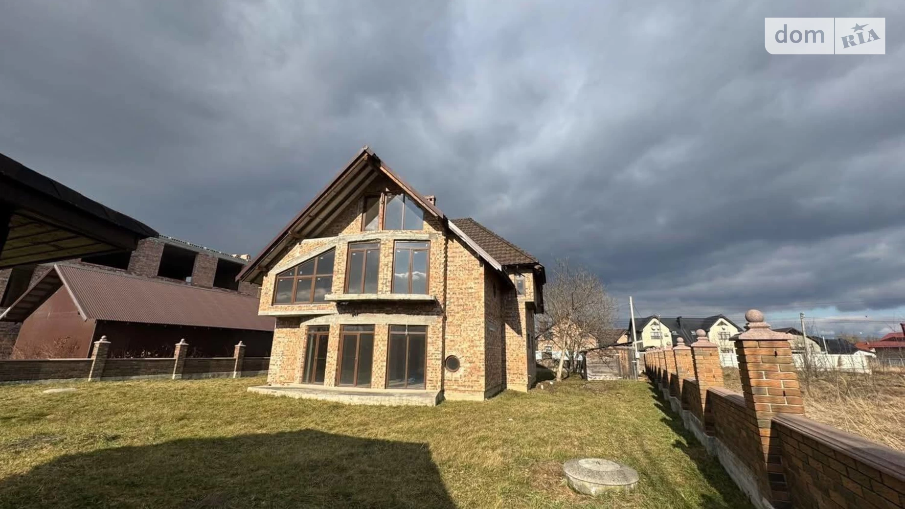 Продается дом на 2 этажа 250 кв. м с мансардой, цена: 135000 $ - фото 5