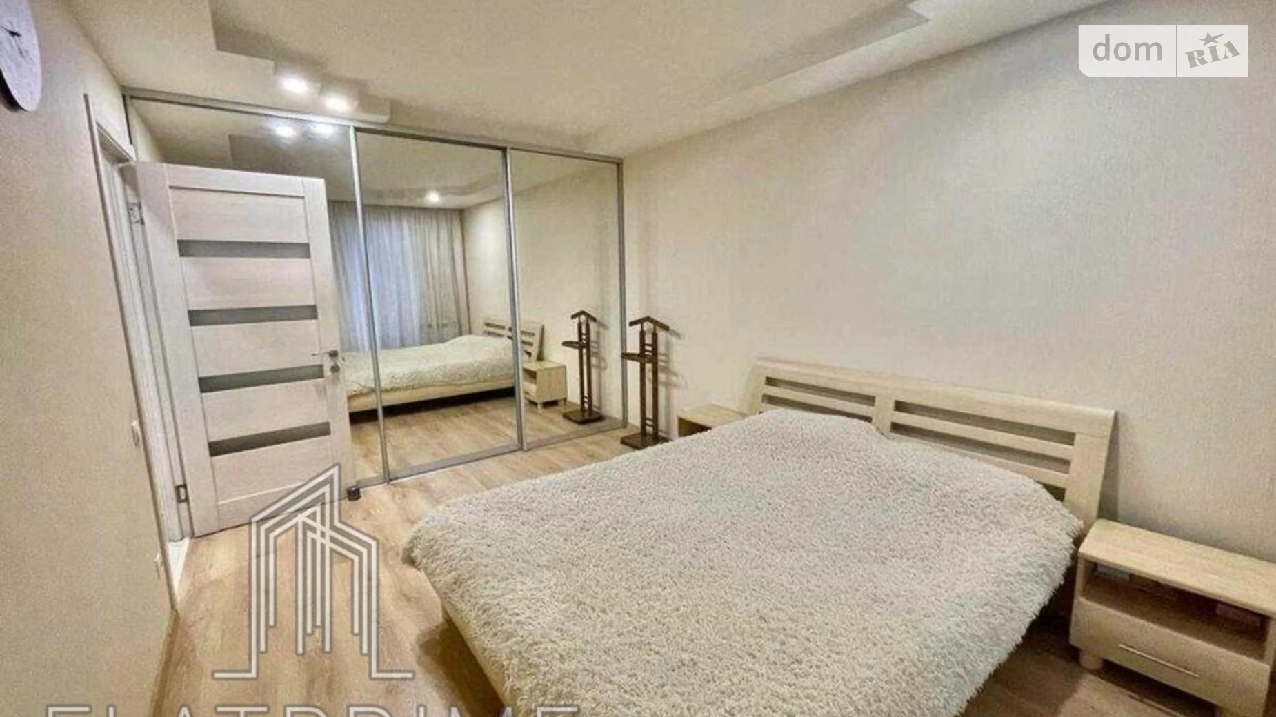 Продается 2-комнатная квартира 45 кв. м в Киеве, бул. Николая Михновского(Дружбы Народов), 3Б - фото 2