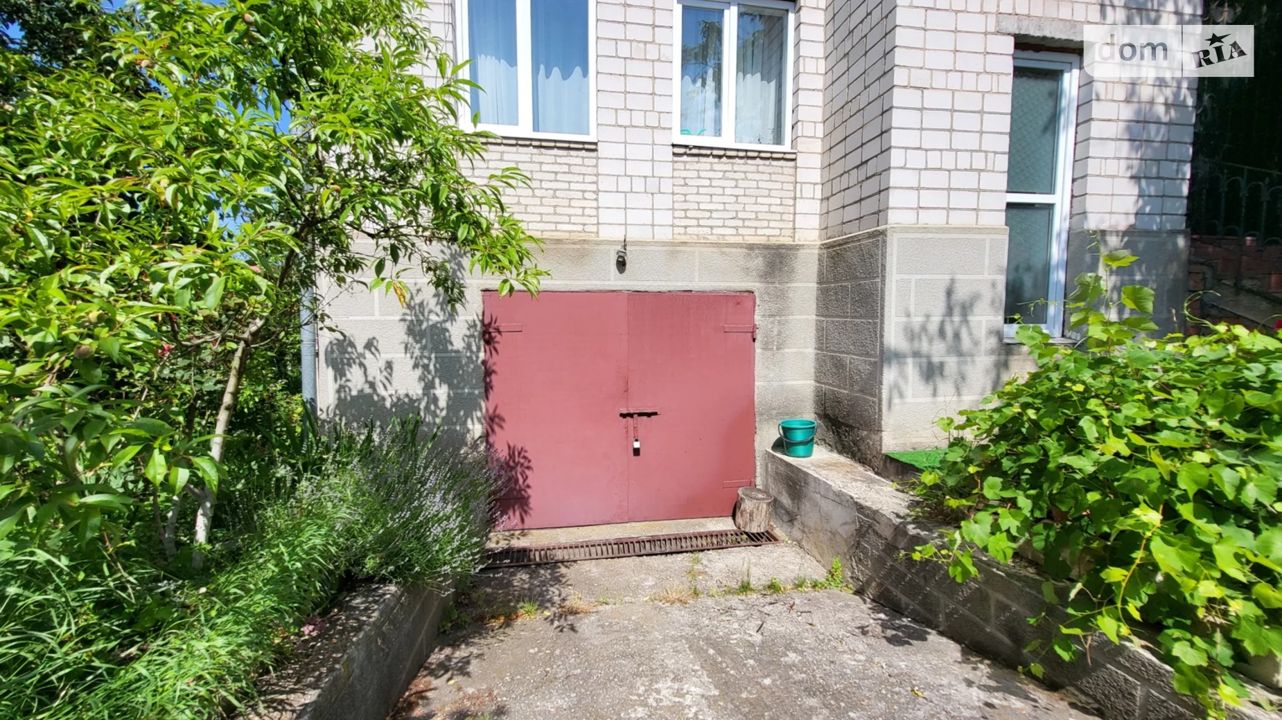 Продается дом на 2 этажа 262 кв. м с мансардой, цена: 155000 $ - фото 2