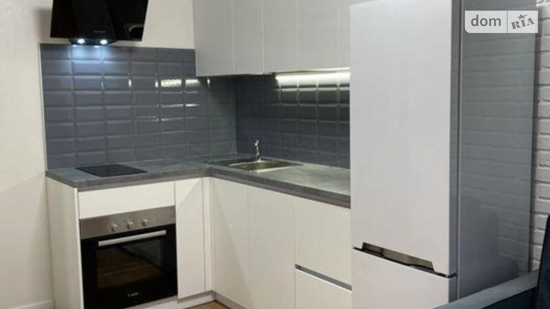 Продается 1-комнатная квартира 37.8 кв. м в Киеве, ул. Каховская, 62 - фото 2