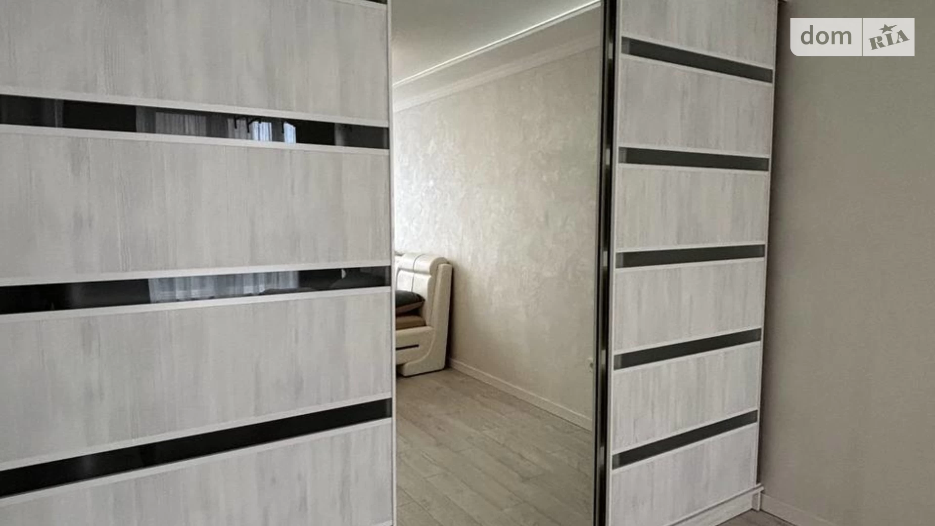 Продается 1-комнатная квартира 41 кв. м в Ивано-Франковске, ул. Сорохтея О., 41А - фото 4