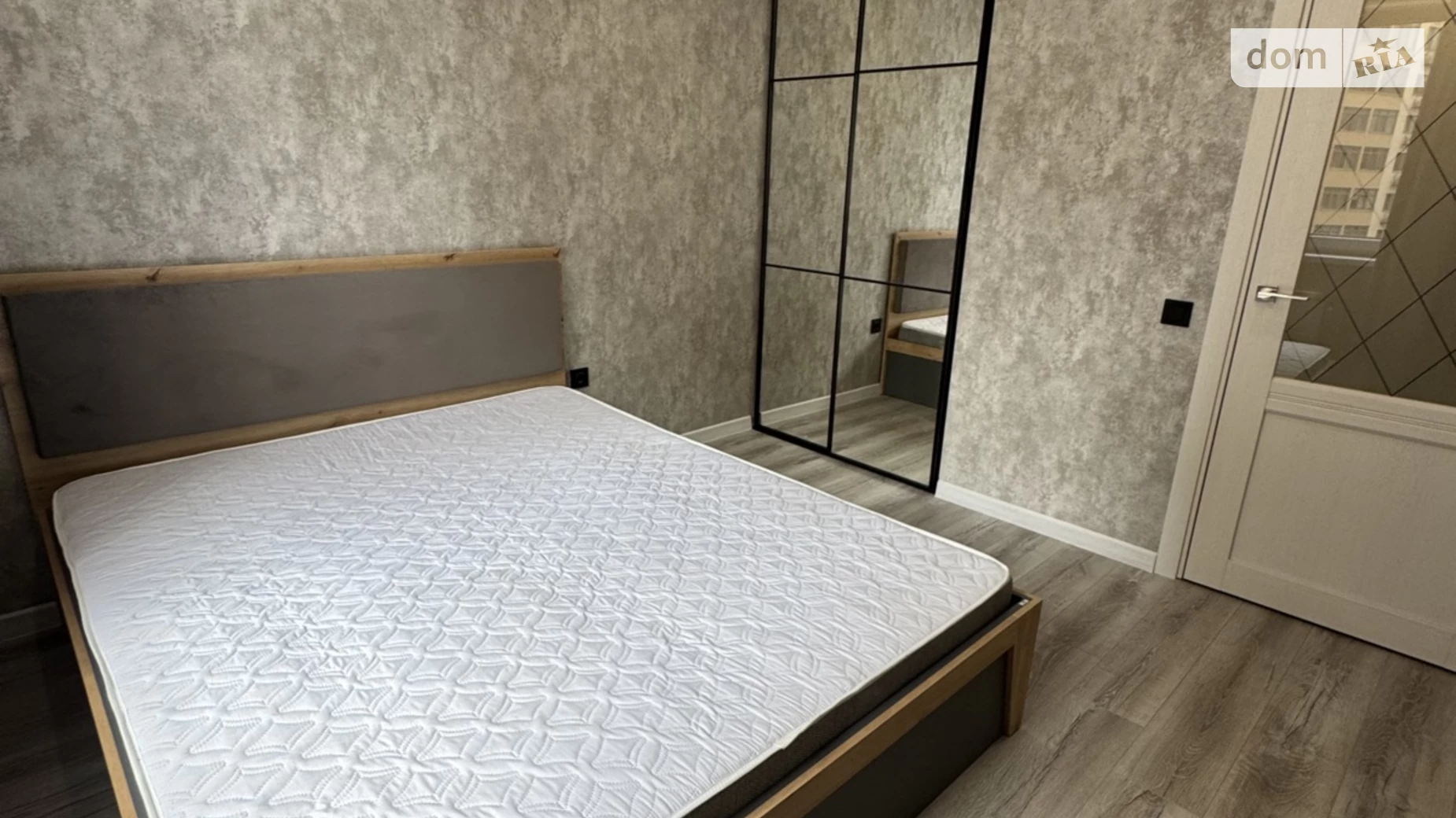 Продається 2-кімнатна квартира 44 кв. м у Крижанівка, вул. Академіка Сахарова, 3В - фото 2
