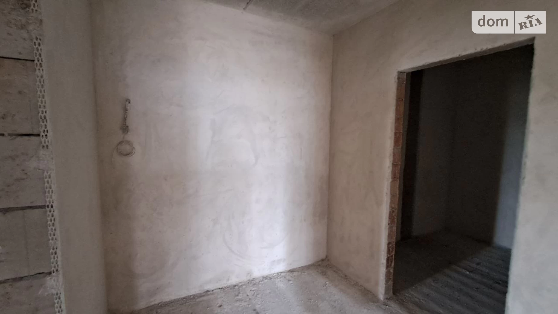 Продается 1-комнатная квартира 43.24 кв. м в Ивано-Франковске, ул. Приозерная, 34 - фото 2