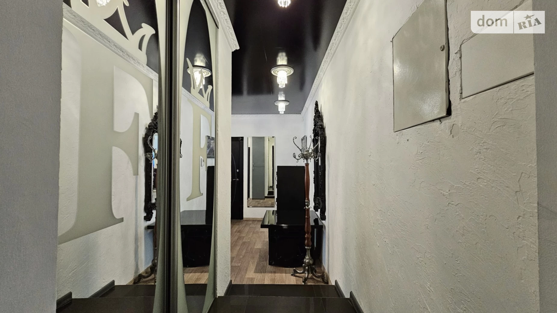 Здається в оренду офіс 33 кв. м в бізнес-центрі, цена: 300 $ - фото 2