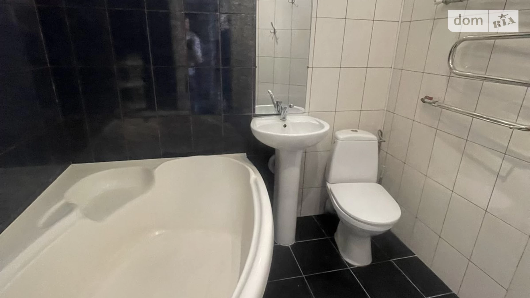 Продается 2-комнатная квартира 50 кв. м в Стрижавке, ул. Молодёжная - фото 3