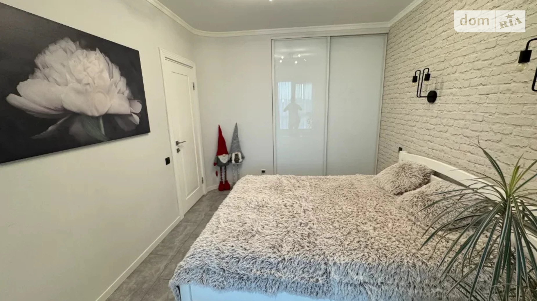 Сдается в аренду 4-комнатная квартира 95 кв. м в Днепре, ул. Светлова, 42А - фото 2