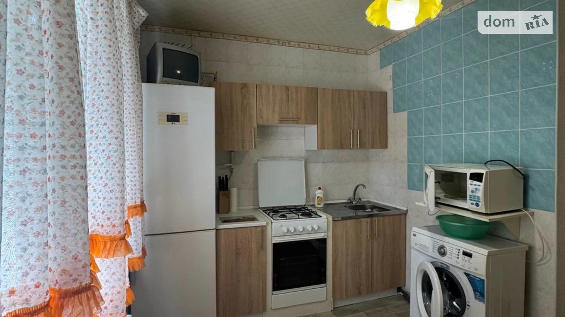 Продается 1-комнатная квартира 38 кв. м в Днепре - фото 2