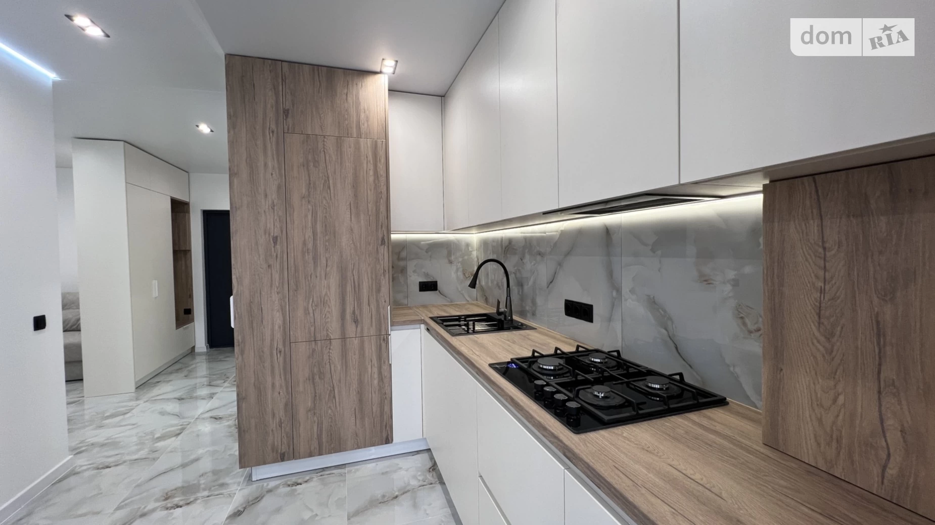 Продается 1-комнатная квартира 38 кв. м в Ивано-Франковске, цена: 74000 $ - фото 4