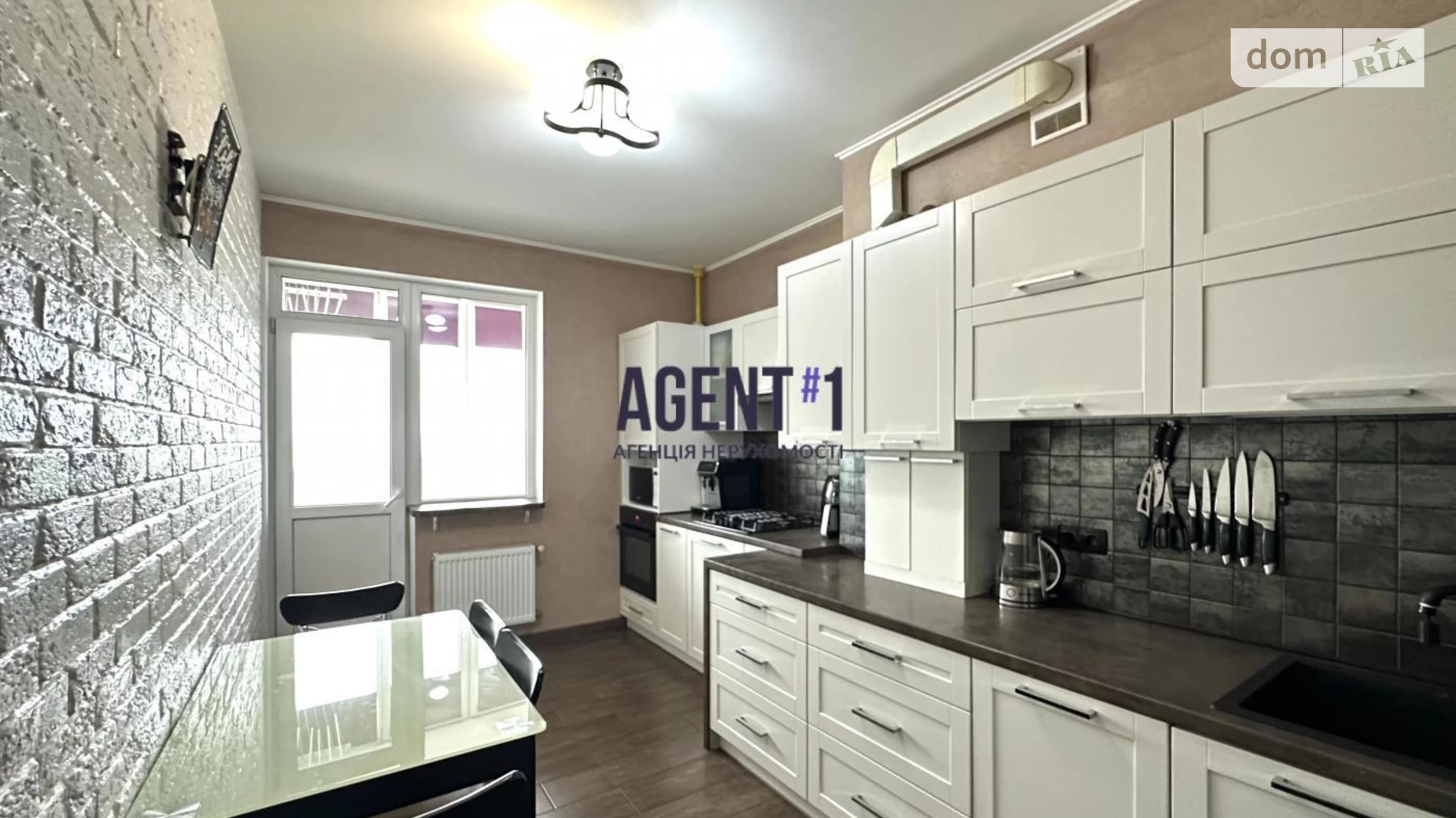 Продається 1-кімнатна квартира 42.4 кв. м у Софіївській Борщагівці, вул. Івана Франка, 6 - фото 2