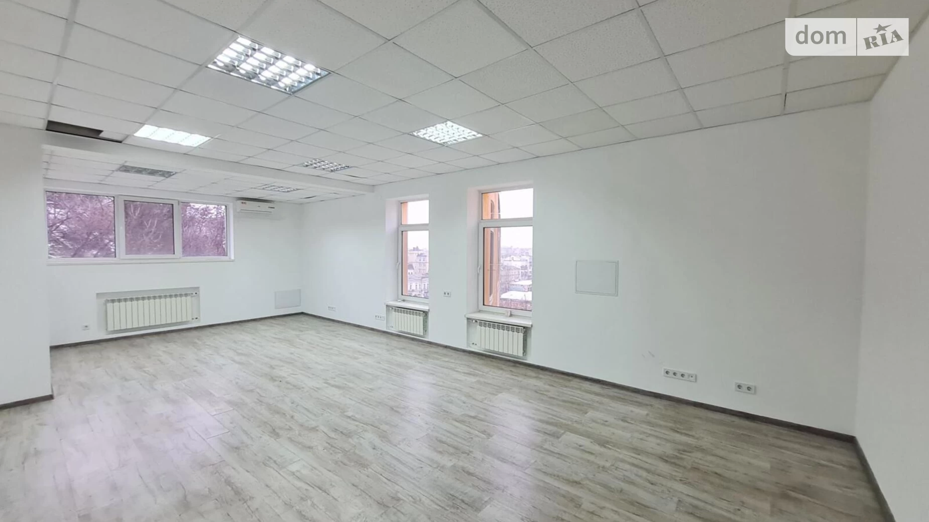 Здається в оренду офіс 98 кв. м в бізнес-центрі, цена: 41160 грн - фото 2
