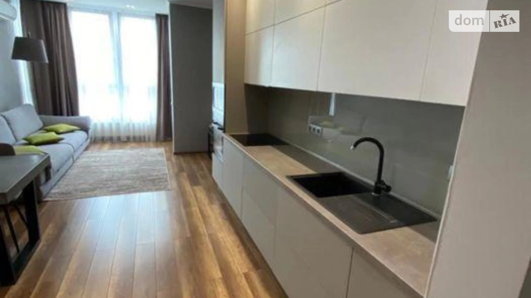 Продается 1-комнатная квартира 54 кв. м в Киеве, ул. Ованеса Туманяна, 15А - фото 2