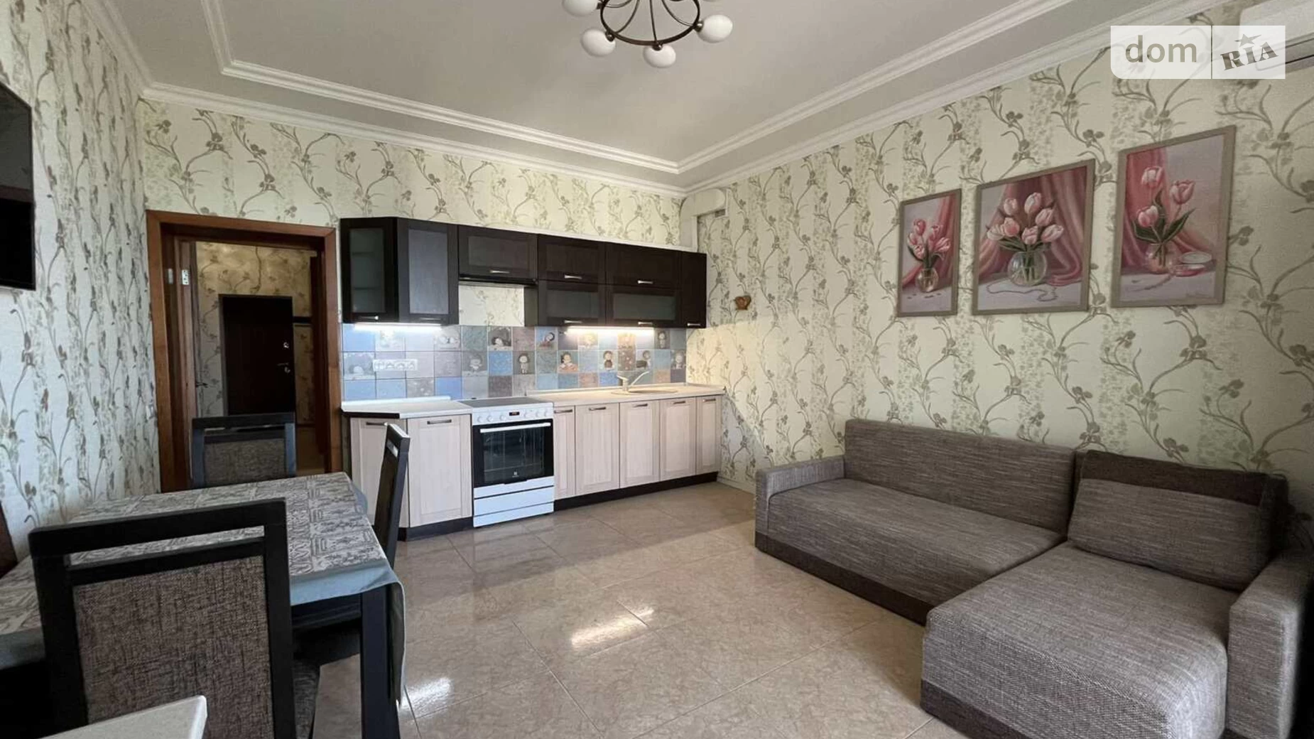 Продается 1-комнатная квартира 82.5 кв. м в Черноморске, пер. Хантадзе - фото 3
