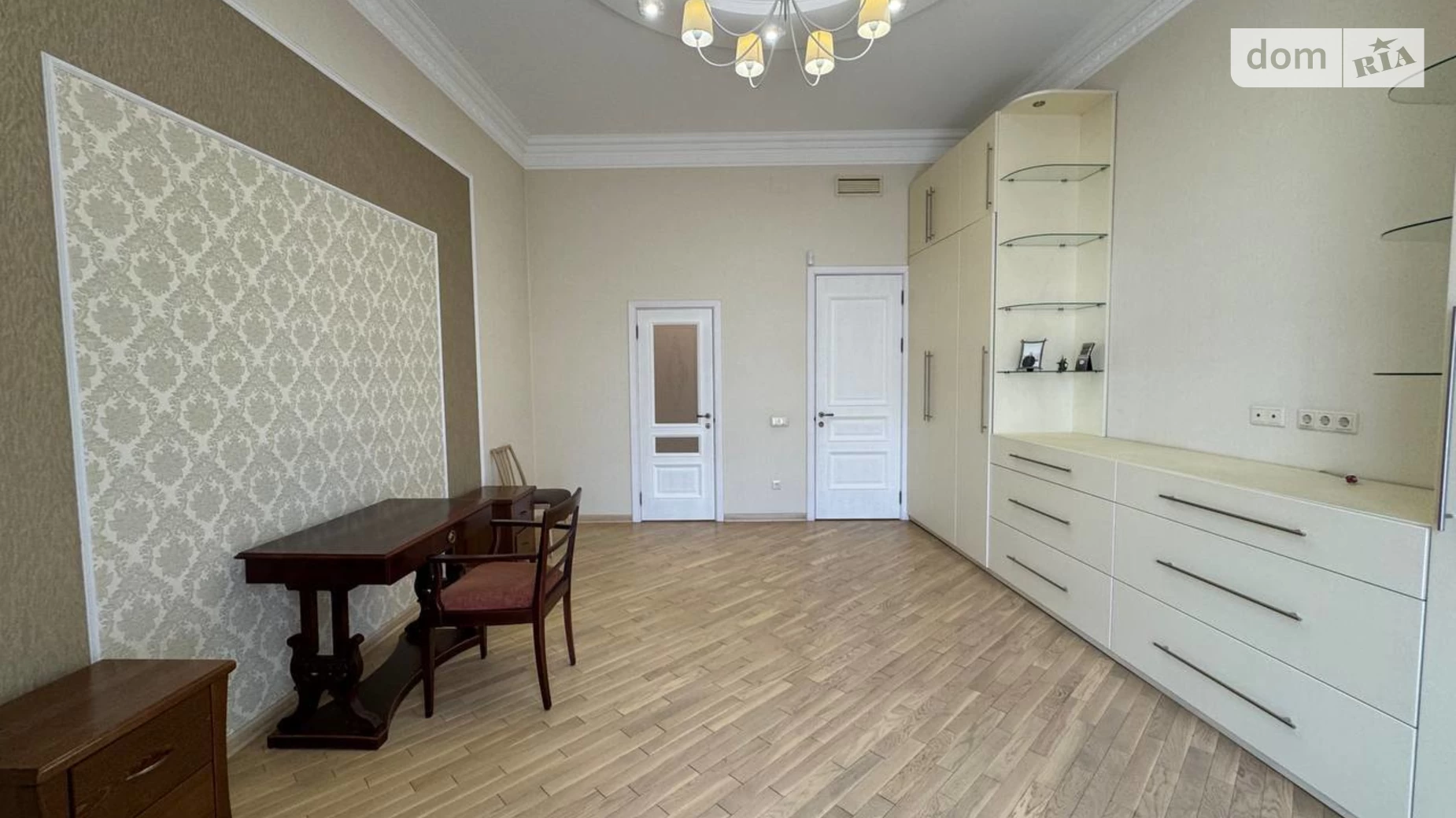 Продається 3-кімнатна квартира 132 кв. м у Львові, вул. Франка Івана, 52 - фото 4