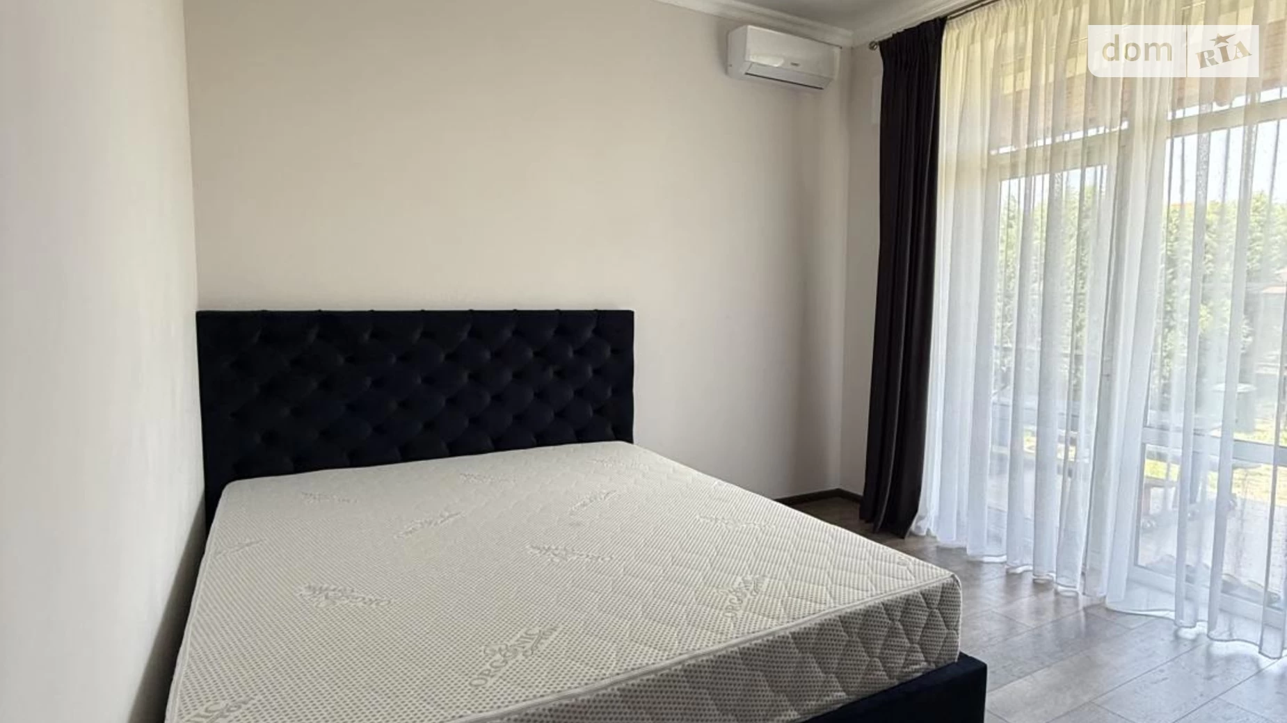 Продается одноэтажный дом 116 кв. м с верандой, цена: 150000 $ - фото 2