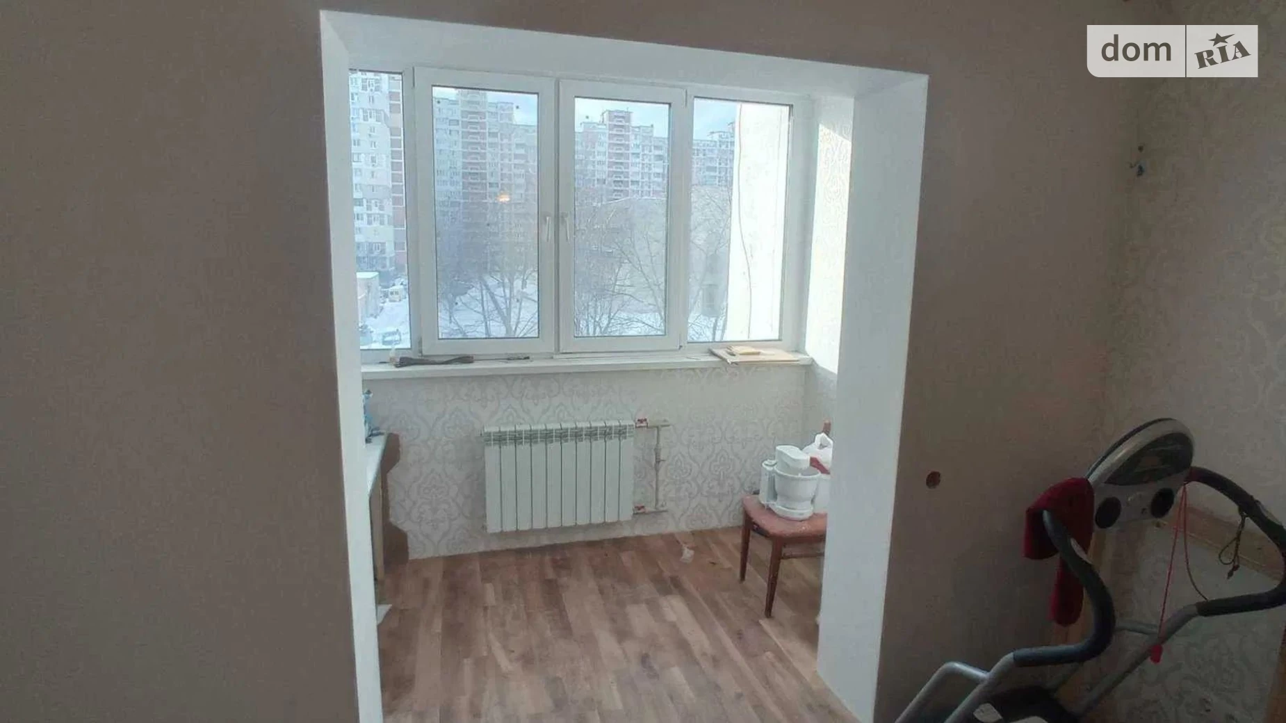 Продается 4-комнатная квартира 96 кв. м в Киеве, ул. Приречная, 35 - фото 2