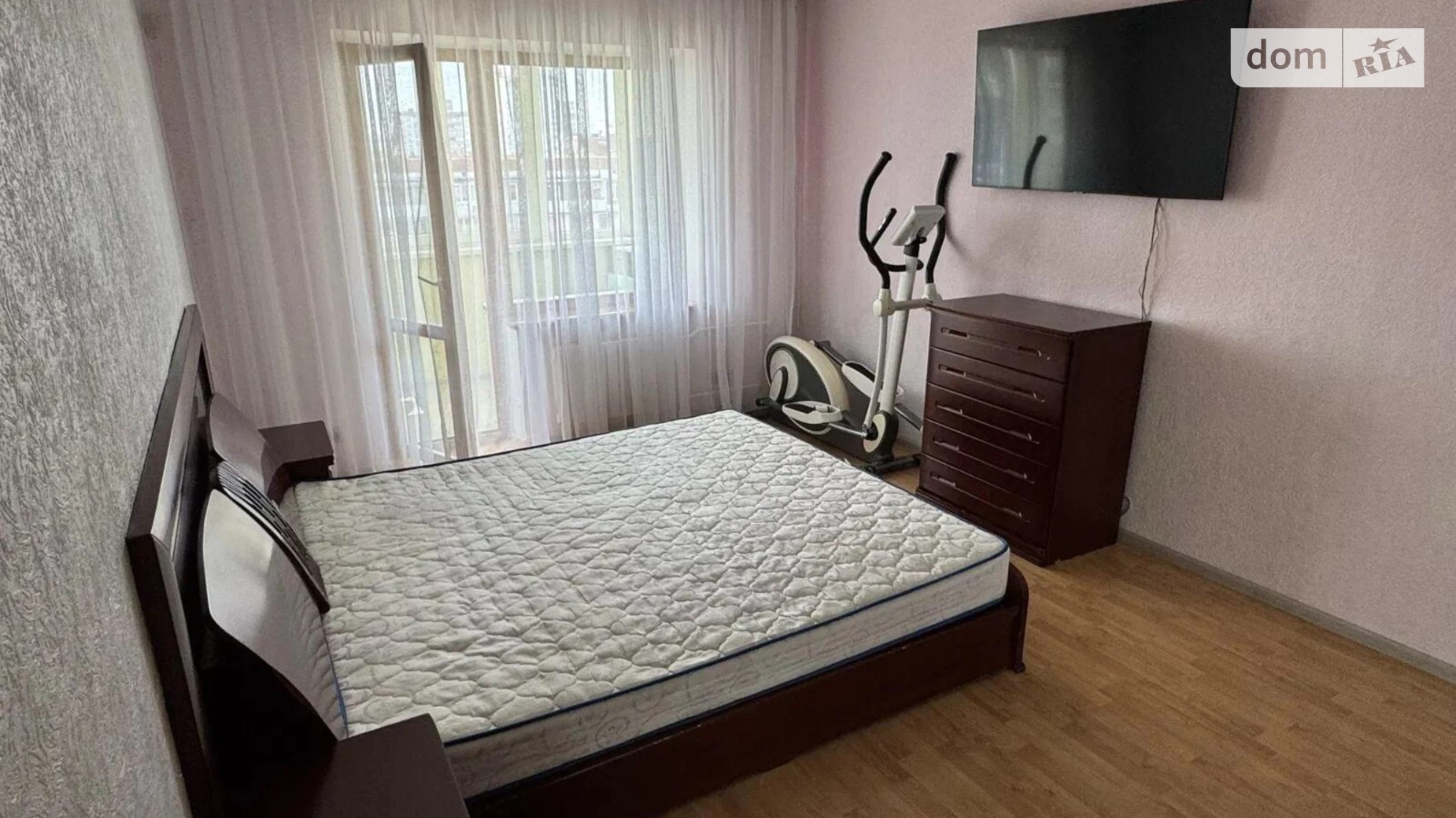 Продается 3-комнатная квартира 74 кв. м в Киеве, просп. Червоной Калины(Маяковского Владимира), 69 - фото 4