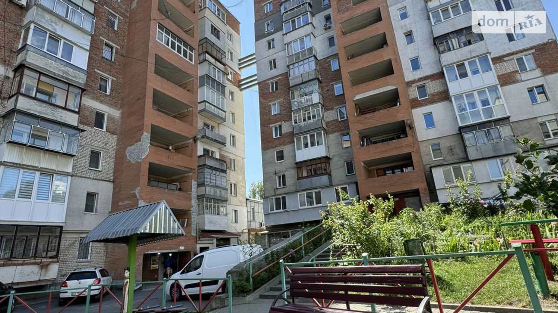 Продается 2-комнатная квартира 51 кв. м в Хмельницком, ул. Больничная - фото 2
