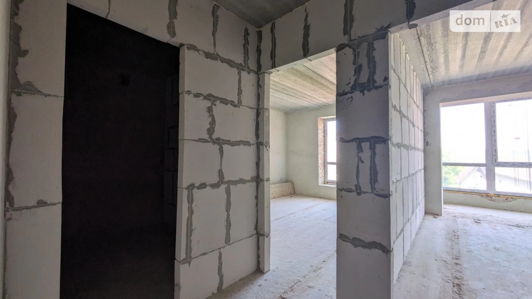 Продается 1-комнатная квартира 45 кв. м в Ивано-Франковске, цена: 40500 $ - фото 2