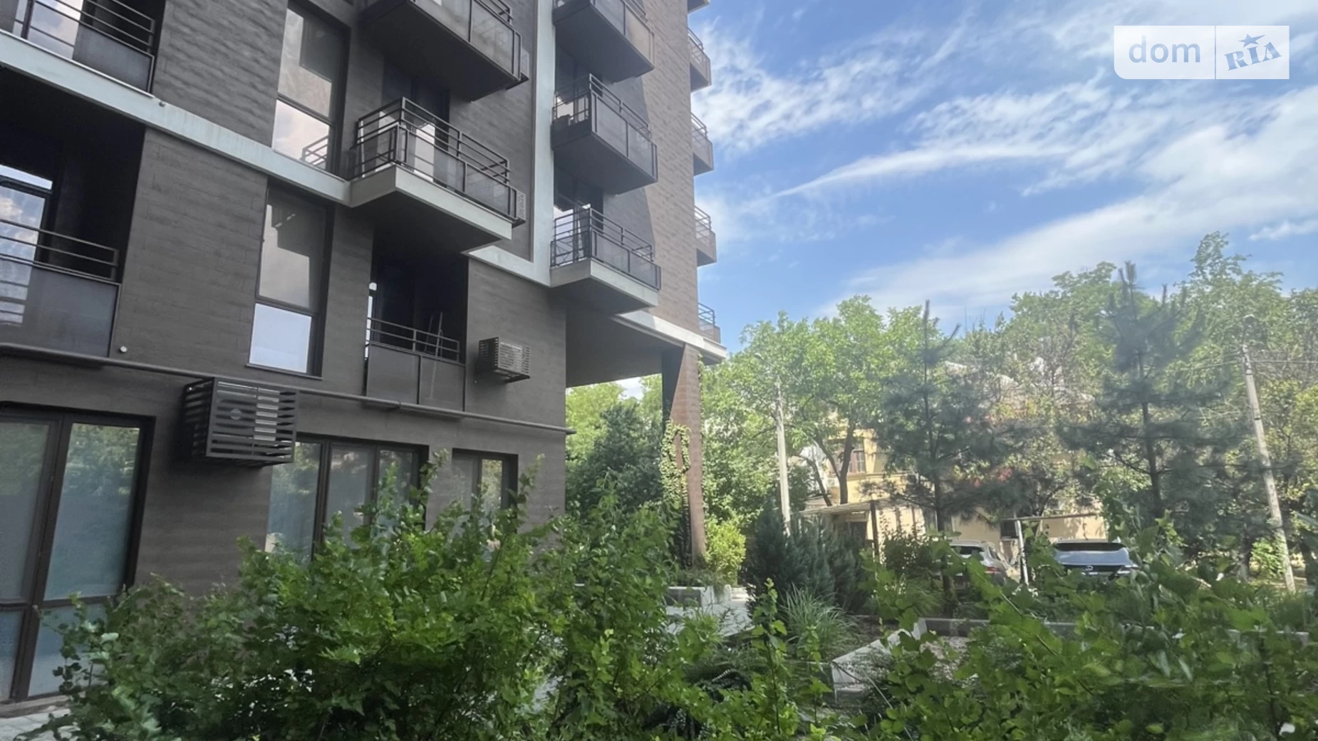 Продается 3-комнатная квартира 128.2 кв. м в Одессе - фото 2