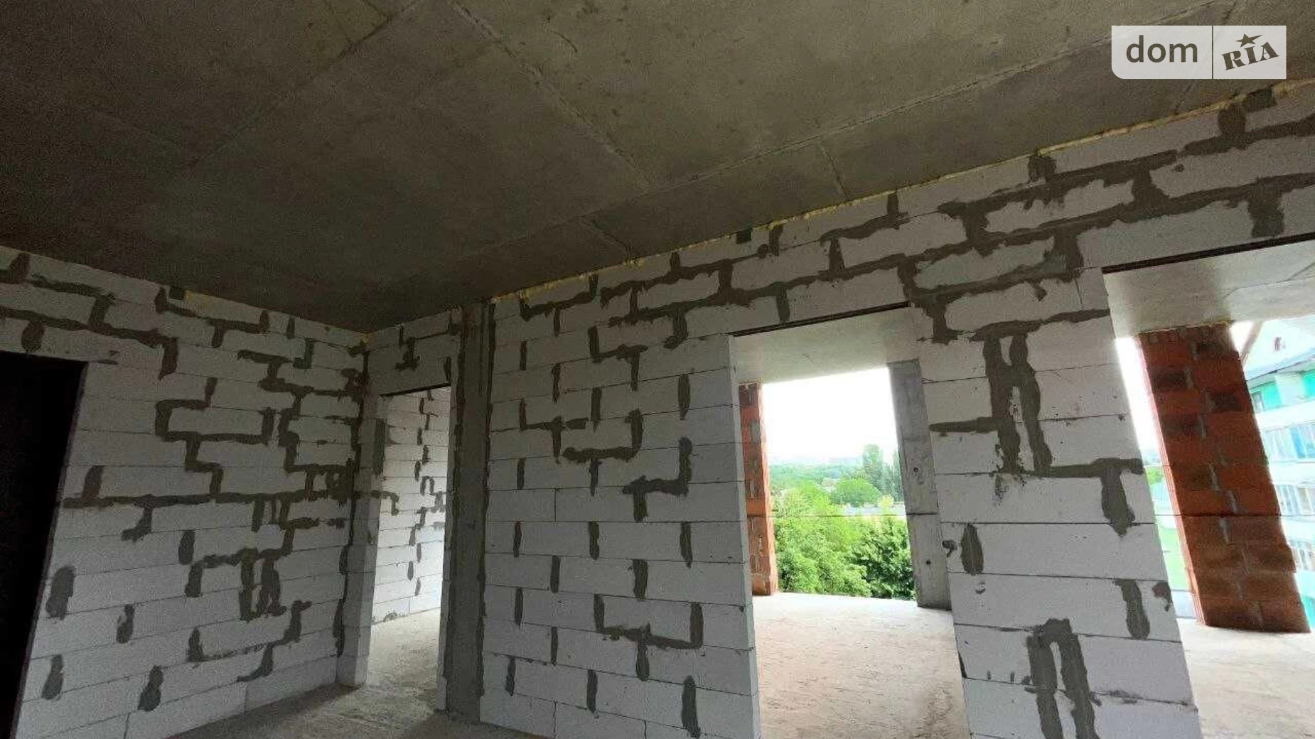 Продається 3-кімнатна квартира 86.36 кв. м у Рівному, вул. Степана Бандери - фото 2
