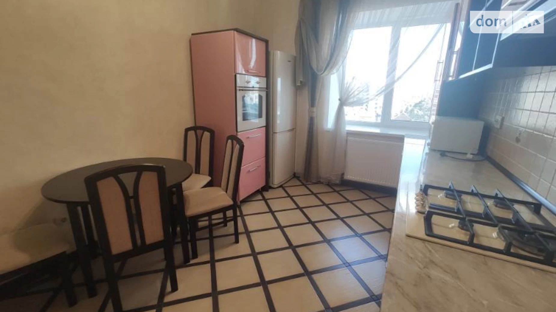 2-кімнатна квартира 67 кв. м у Тернополі, вул. Ділова - фото 3