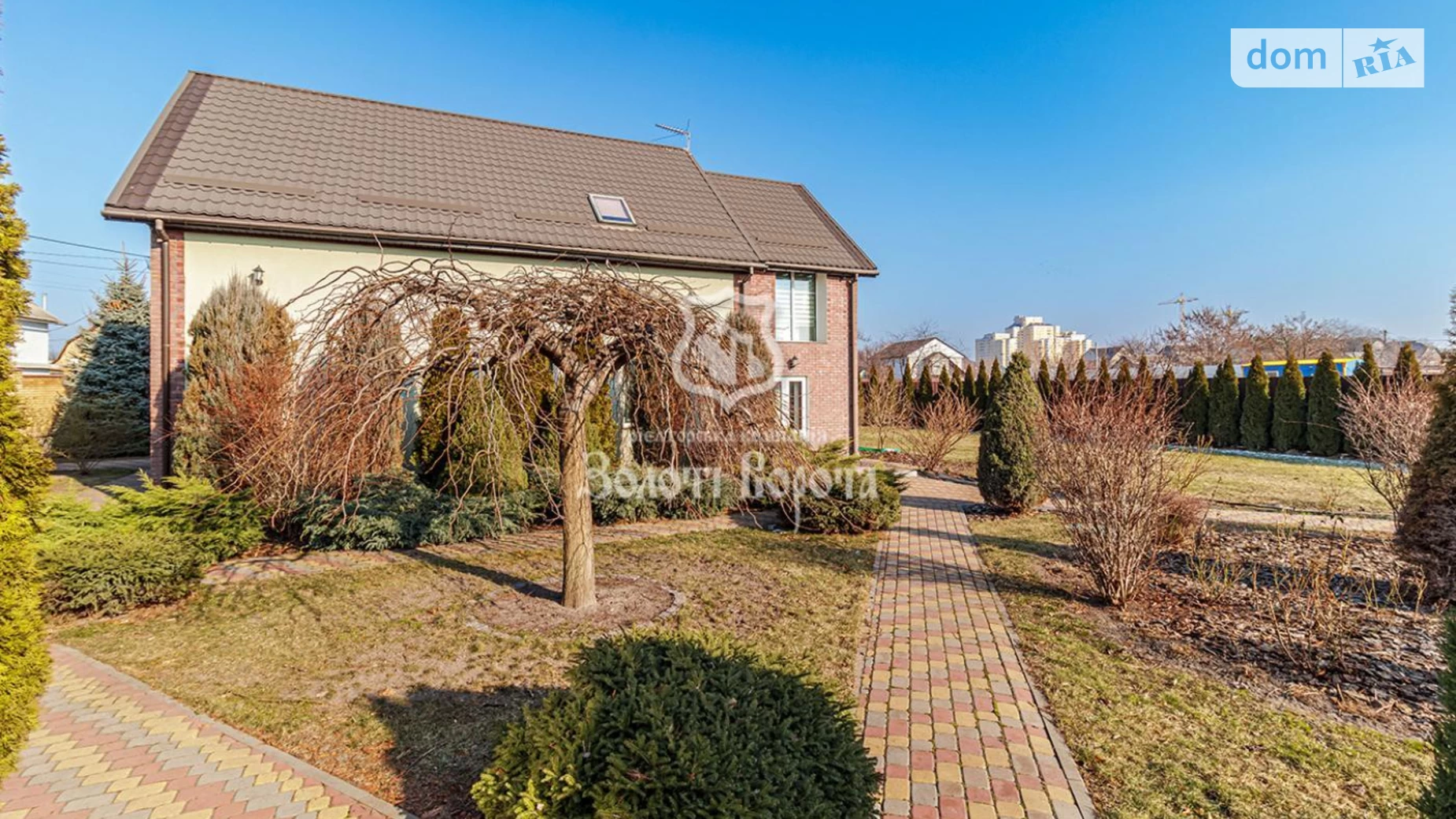 Продается дом на 2 этажа 64 кв. м с балконом, цена: 300000 $ - фото 2
