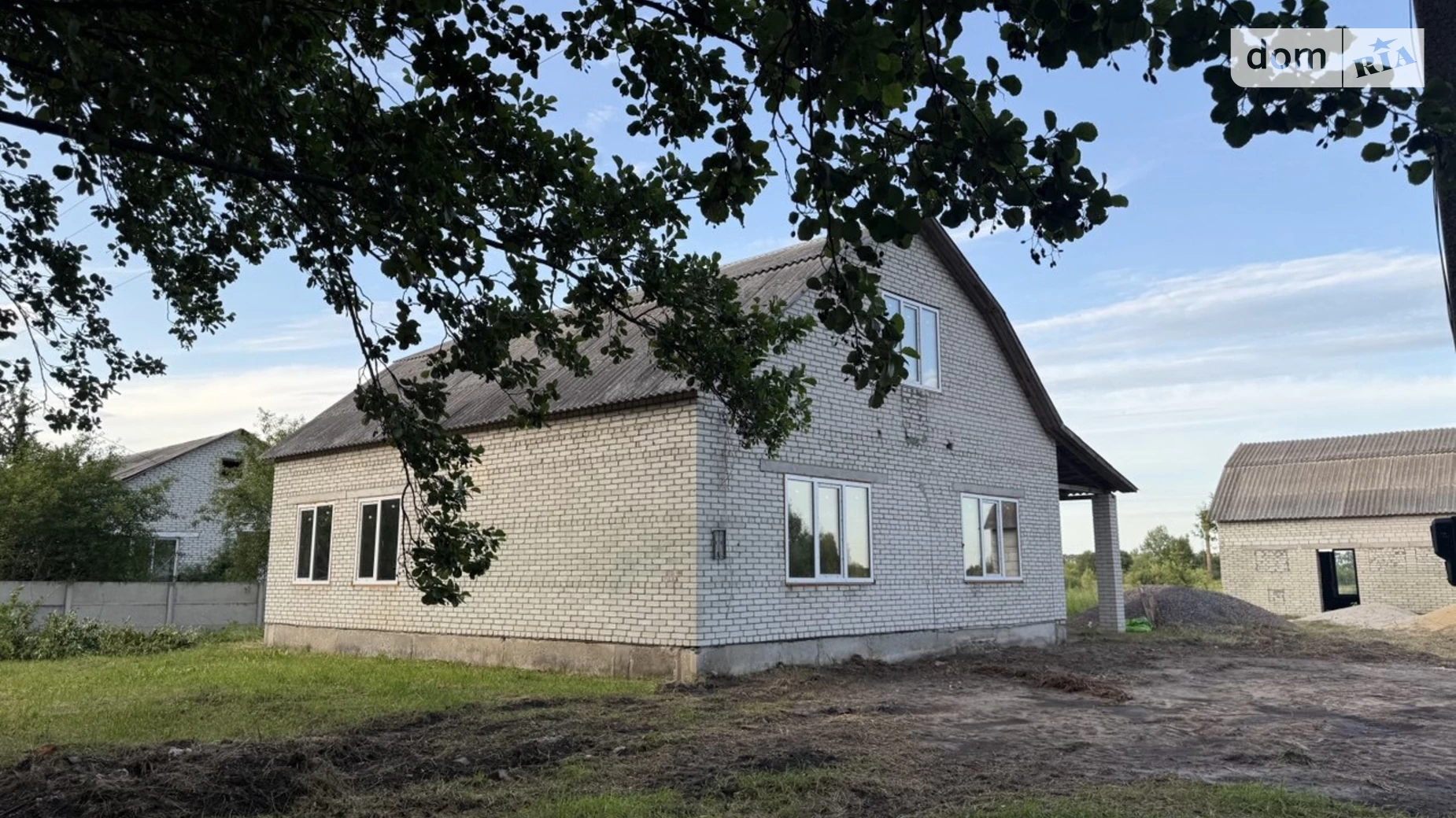 Продается дом на 2 этажа 160 кв. м с подвалом, цена: 37000 $ - фото 4