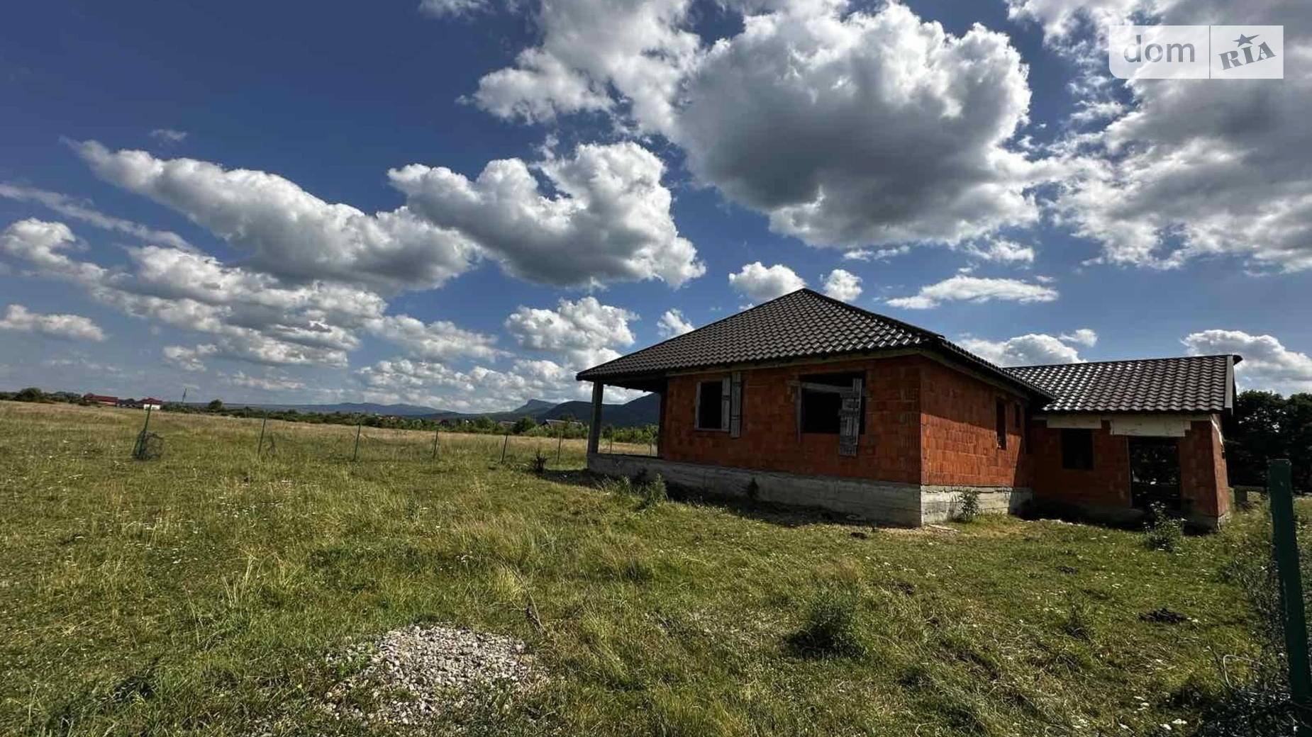 Продается одноэтажный дом 160 кв. м с террасой, цена: 45000 $ - фото 3