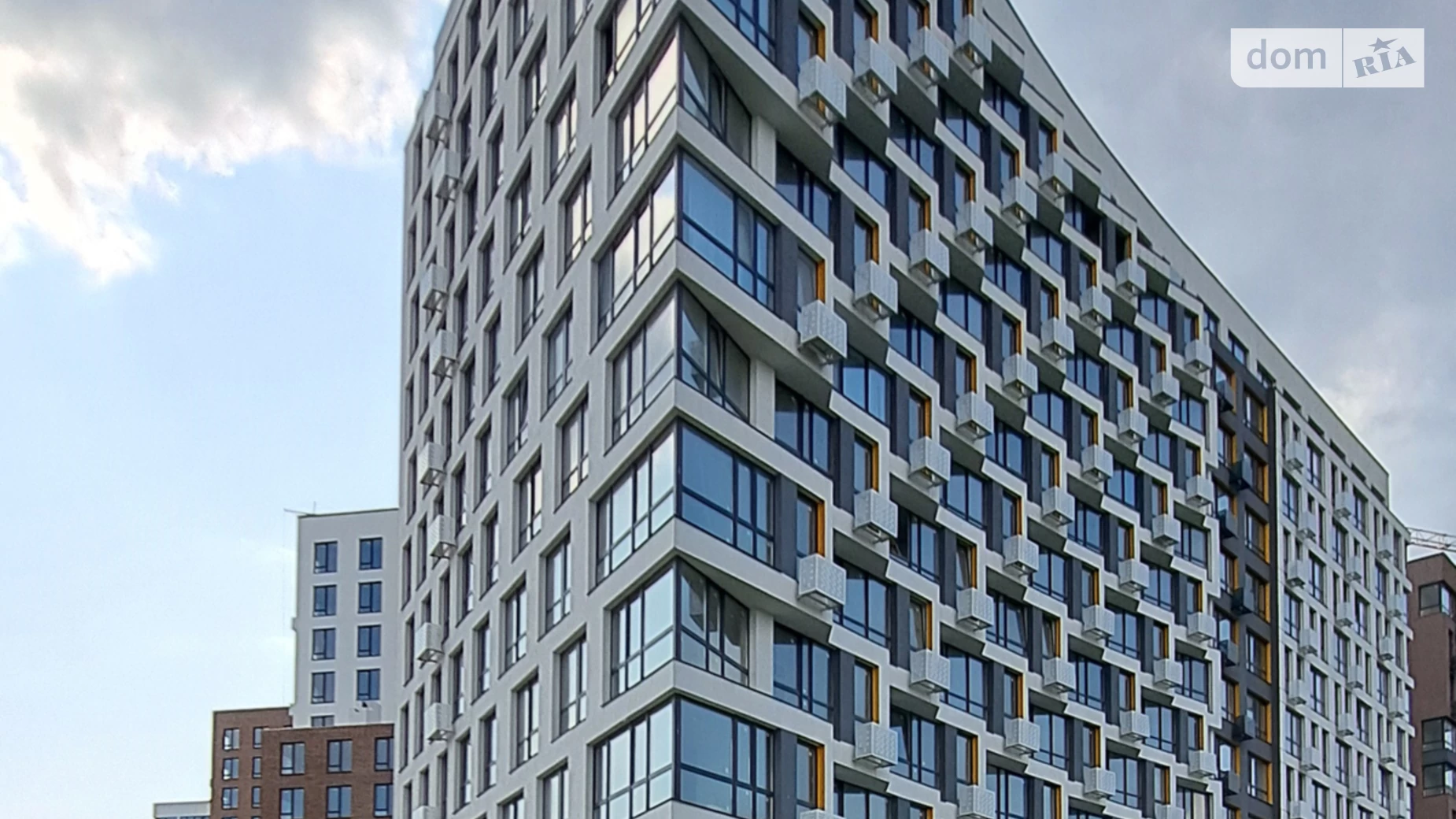 Продається 1-кімнатна квартира 48 кв. м у Києві, вул. Берковецька, 4Д - фото 2
