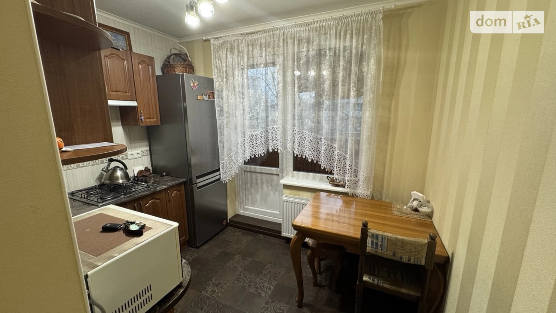 Продается 1-комнатная квартира 37 кв. м в Харькове, ул. Гвардейцев-Широнинцев, 61А - фото 2