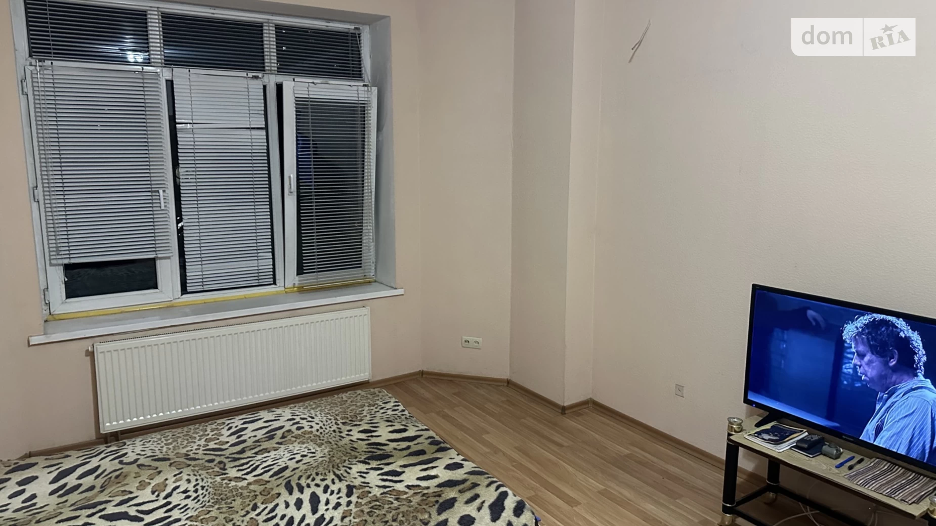 Продається 1-кімнатна квартира 46 кв. м у Києві, вул. Дашавська, 25 - фото 2