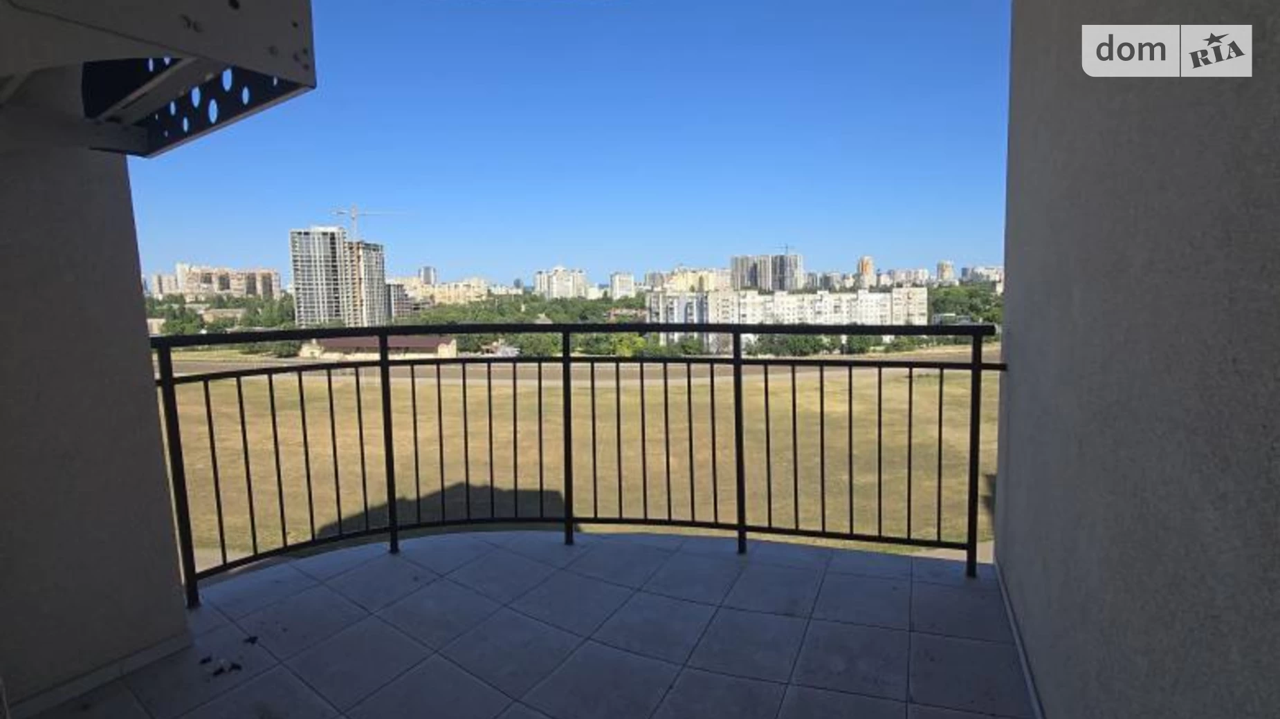 Продается 2-комнатная квартира 63 кв. м в Одессе, ул. Краснова, 3 корпус 65 - фото 3