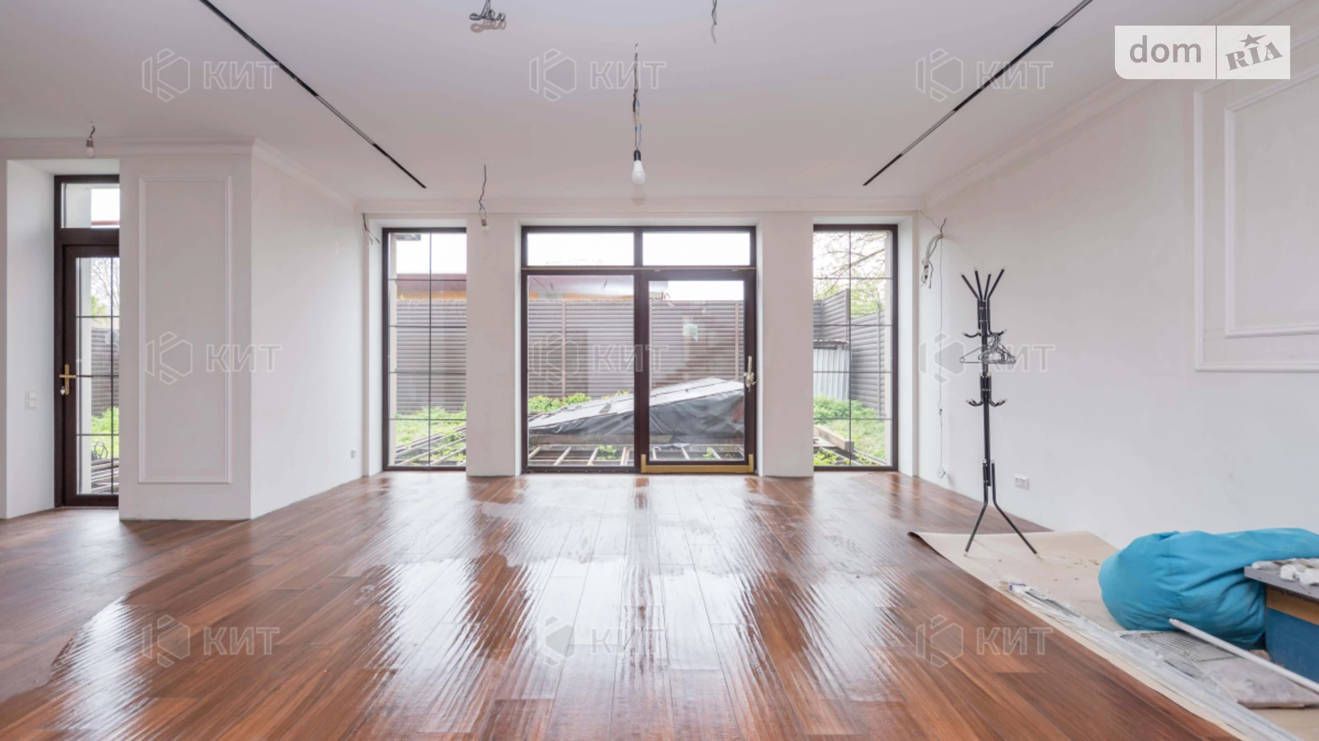 Продается дом на 2 этажа 210 кв. м с верандой, цена: 390000 $ - фото 4