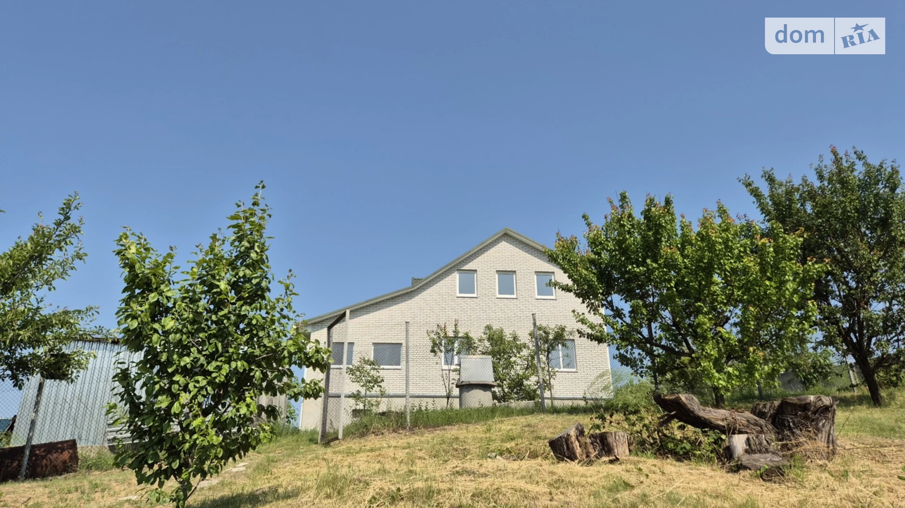 Продается дом на 3 этажа 190 кв. м с мебелью, цена: 65000 $ - фото 2