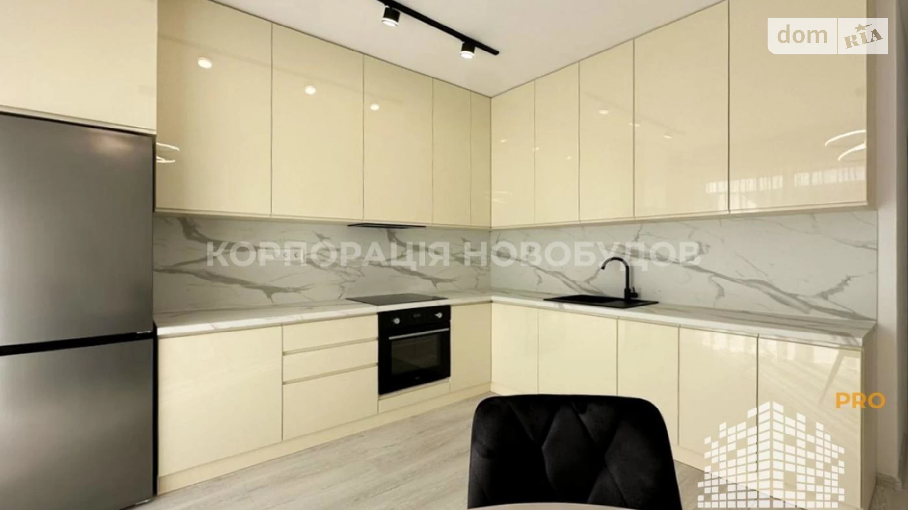 Продається 1-кімнатна квартира 38.8 кв. м у Ужгороді, вул. Загорська - фото 2