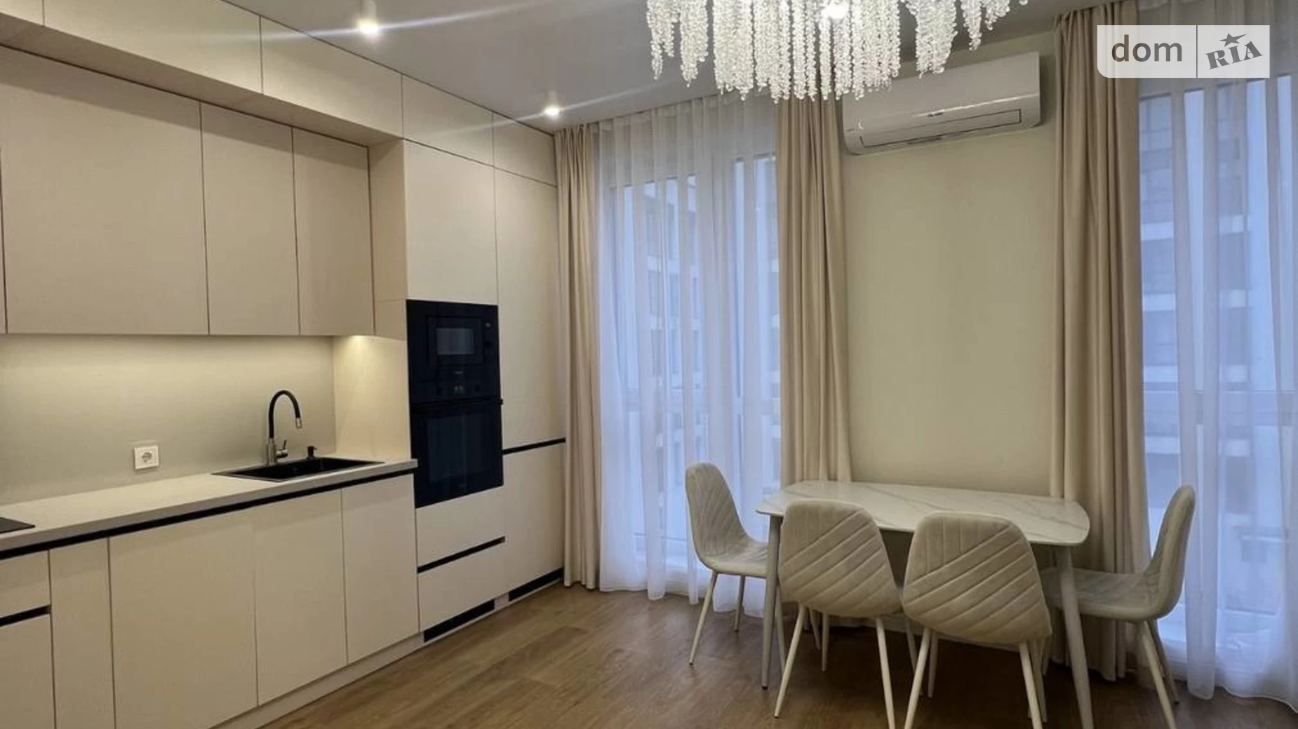 Продається 1-кімнатна квартира 45 кв. м у Минаї, вул. Августина Волошина - фото 2