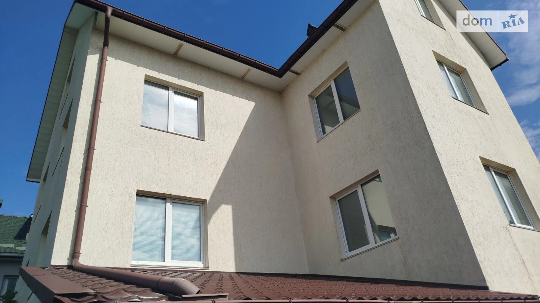 Продается дом на 4 этажа 220 кв. м с камином, цена: 143444 € - фото 2
