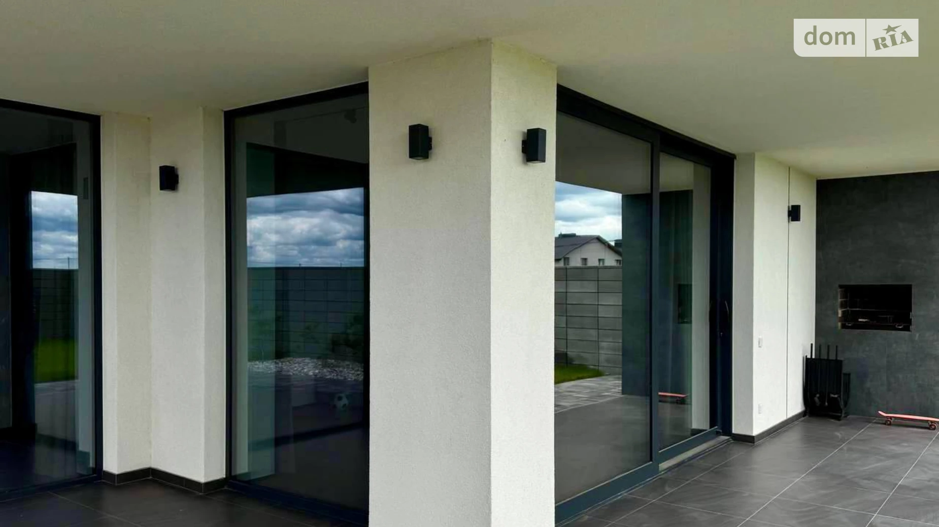 Продается дом на 2 этажа 192 кв. м с бассейном, цена: 480000 $ - фото 3