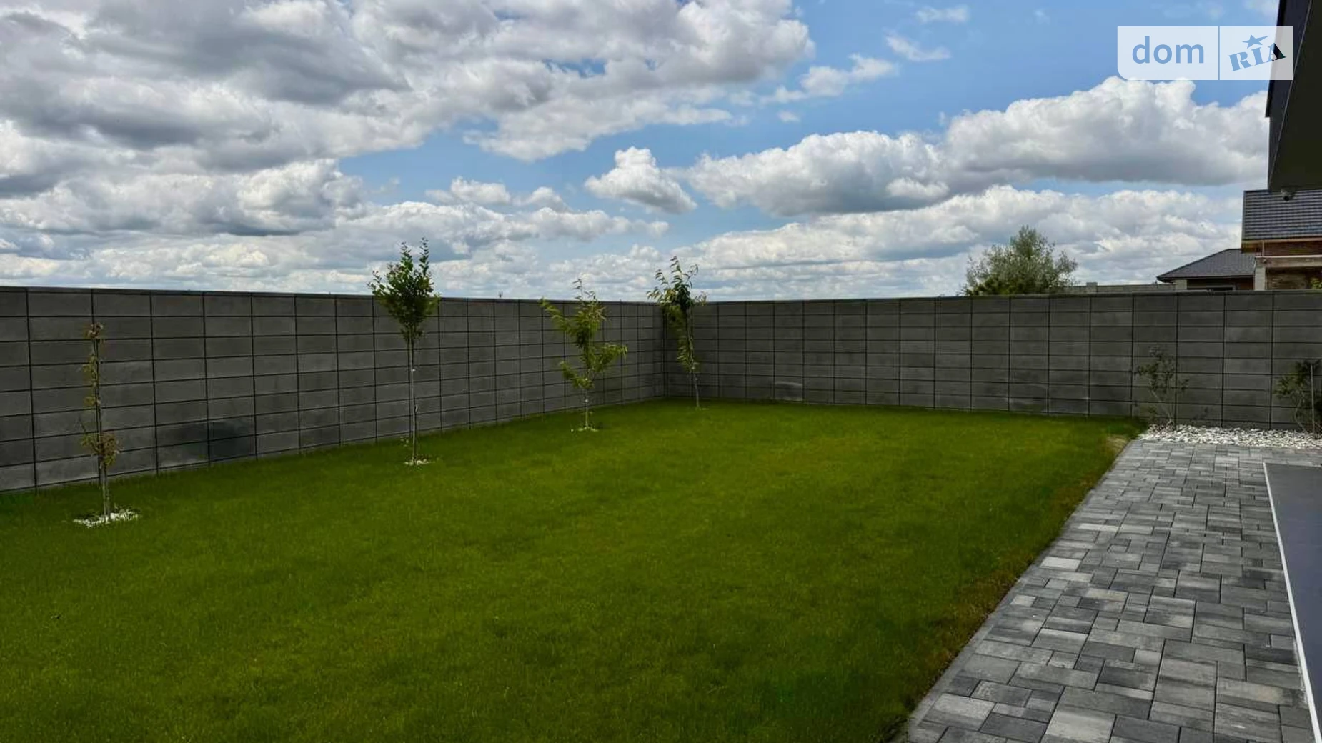 Продается дом на 2 этажа 192 кв. м с бассейном, цена: 480000 $ - фото 4