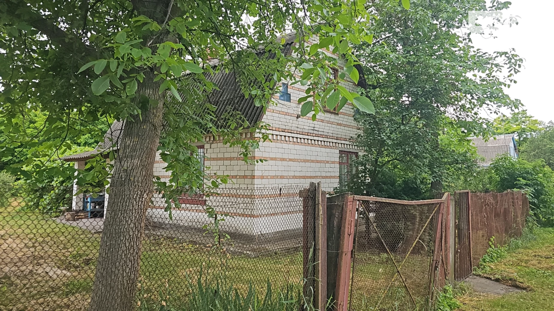 Продается дом на 2 этажа 103 кв. м с подвалом, цена: 46000 $ - фото 5