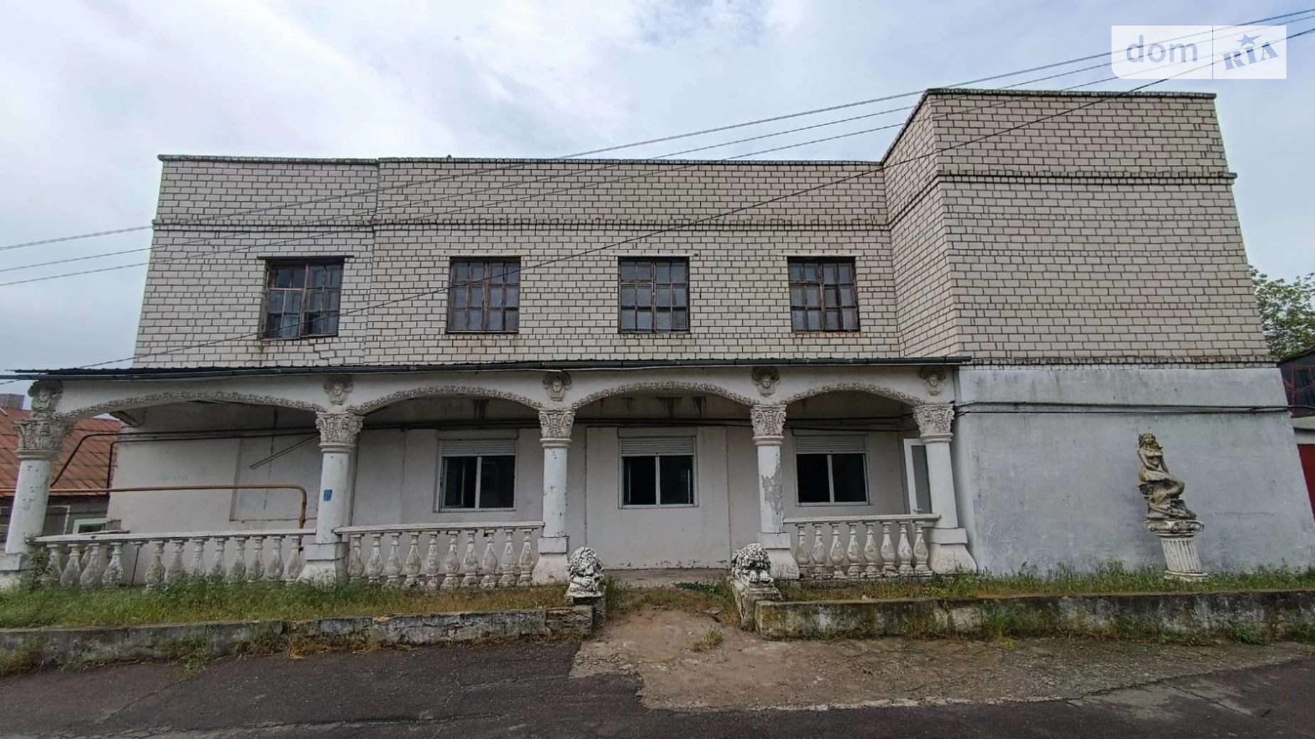 Продается объект сферы услуг 600 кв. м в 2-этажном здании, цена: 275000 $ - фото 2
