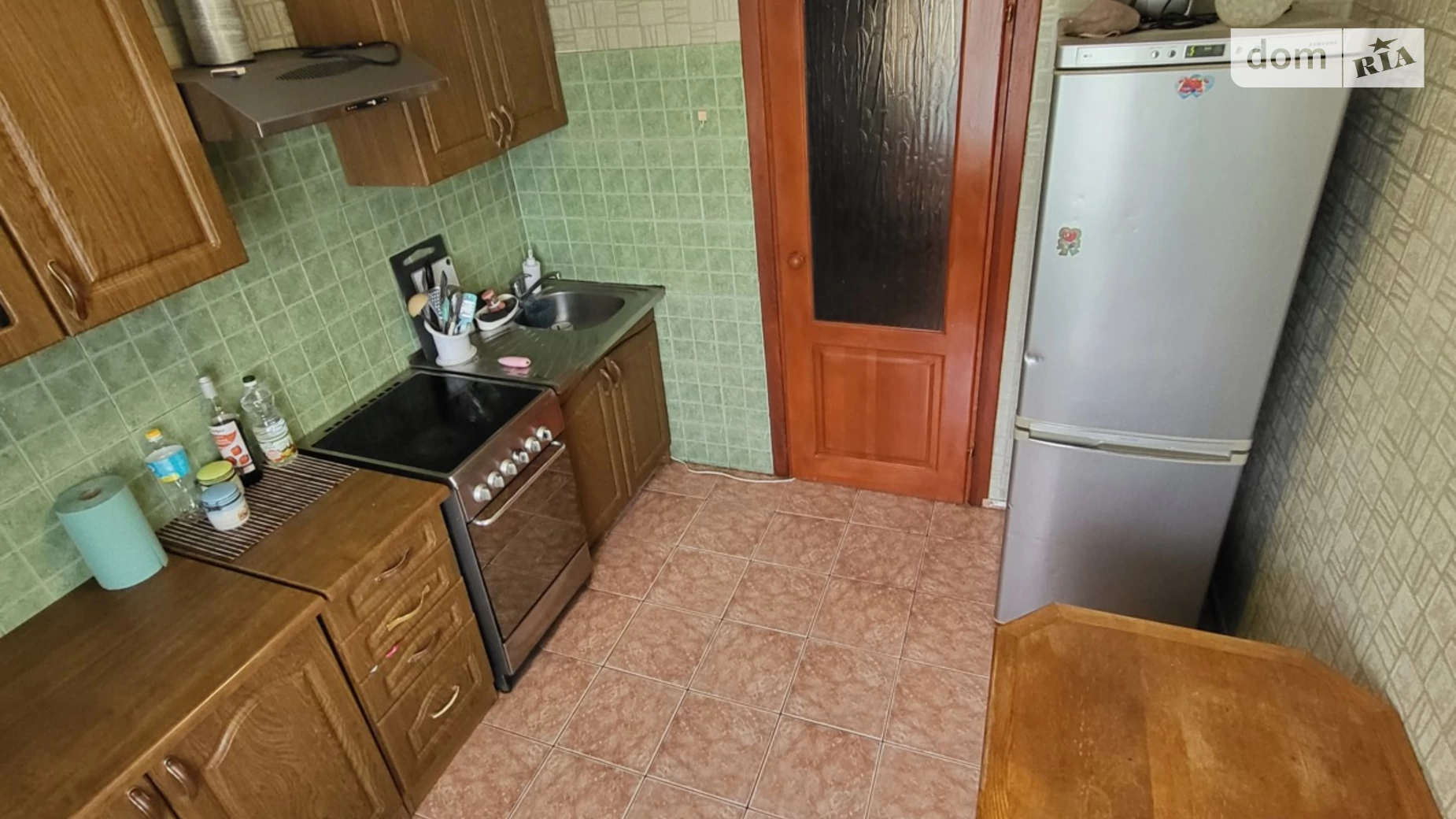 Продається 2-кімнатна квартира 50 кв. м у Рівному, вул. Коновальця Євгена, 3 - фото 2