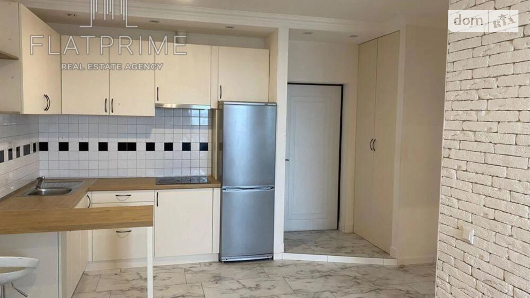 Продается 1-комнатная квартира 33 кв. м в Киеве, ул. Западная, 10 - фото 3