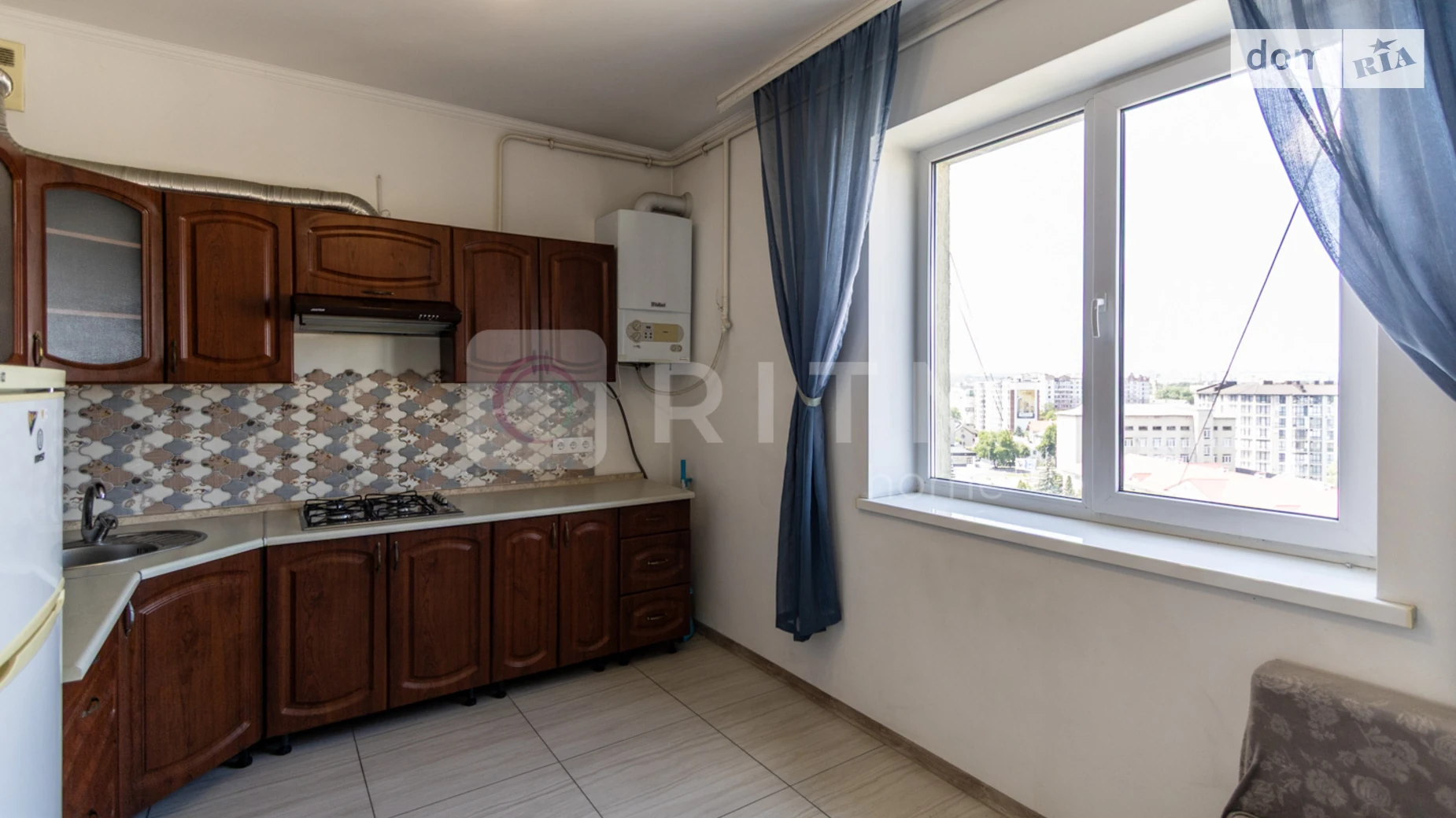 Продается 2-комнатная квартира 72.4 кв. м в Ивано-Франковске, бул. Северный, 5Б - фото 3