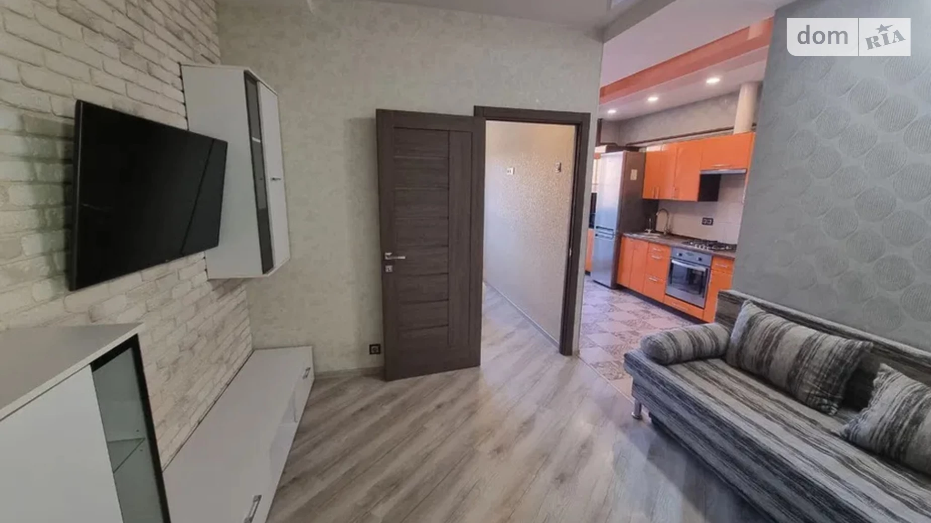 Продается 1-комнатная квартира 33.9 кв. м в Киеве, ул. Дмитрия Луценко(Крейсера "Аврора"), 14 - фото 2
