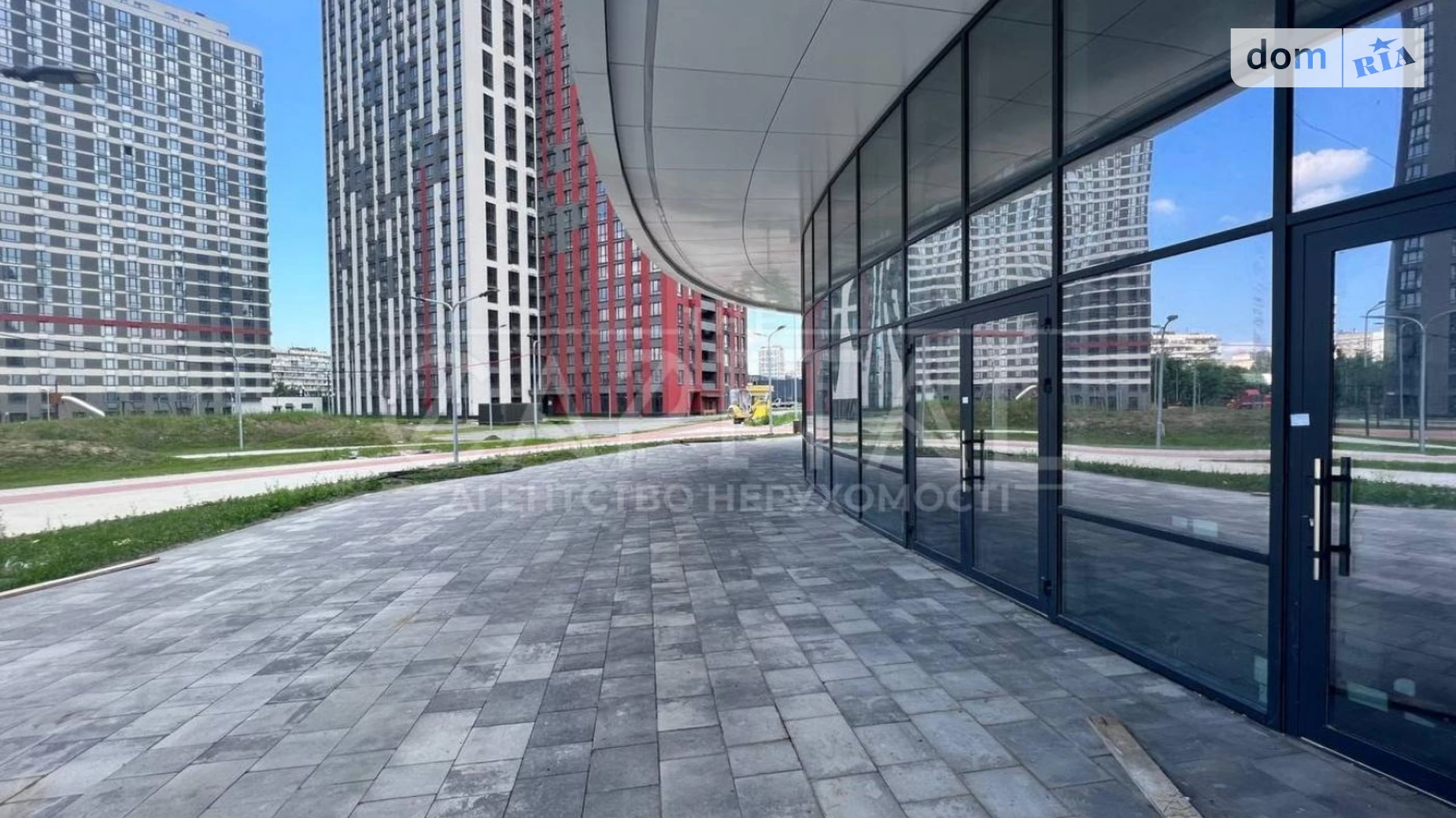 Продается объект сферы услуг 550 кв. м в 1-этажном здании, цена: 2500000 $ - фото 2