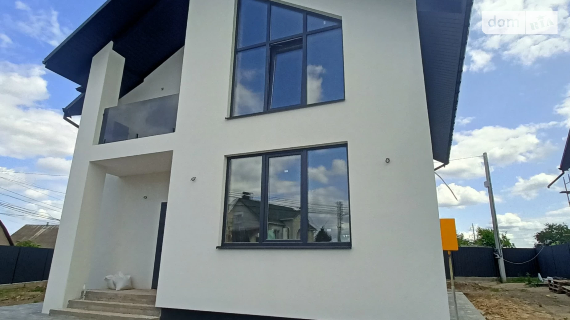 Продается дом на 2 этажа 125 кв. м с участком, цена: 135000 $ - фото 2