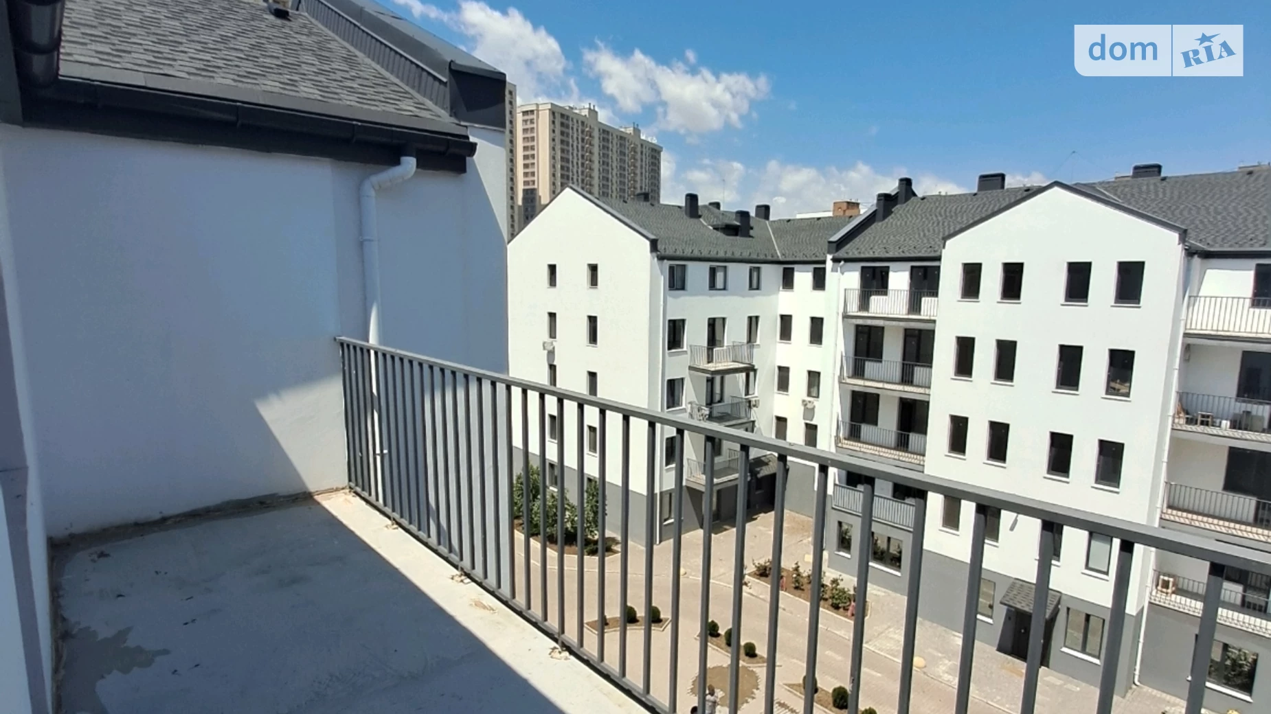 Продается 2-комнатная квартира 62 кв. м в Крыжановка, ул. Академика Сахарова, 11 - фото 2