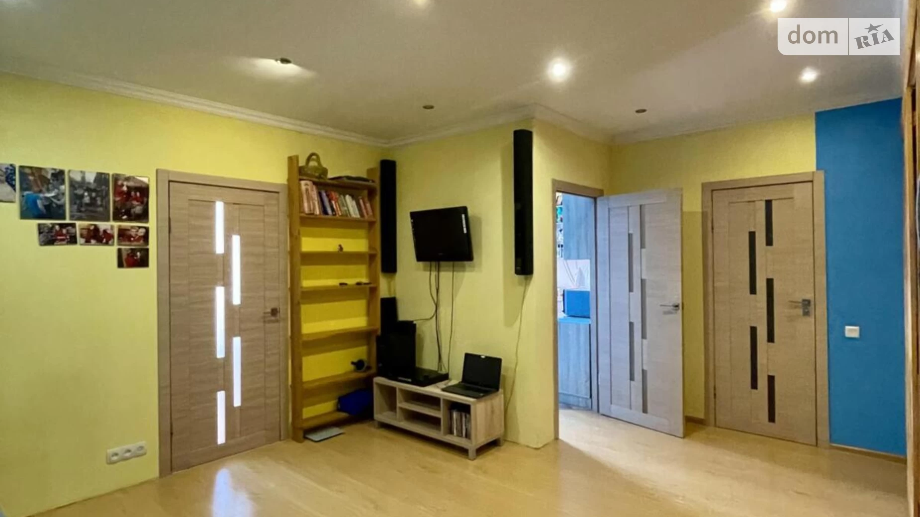 Продається 1-кімнатна квартира 52.5 кв. м у Рівному, вул. Соборна - фото 2